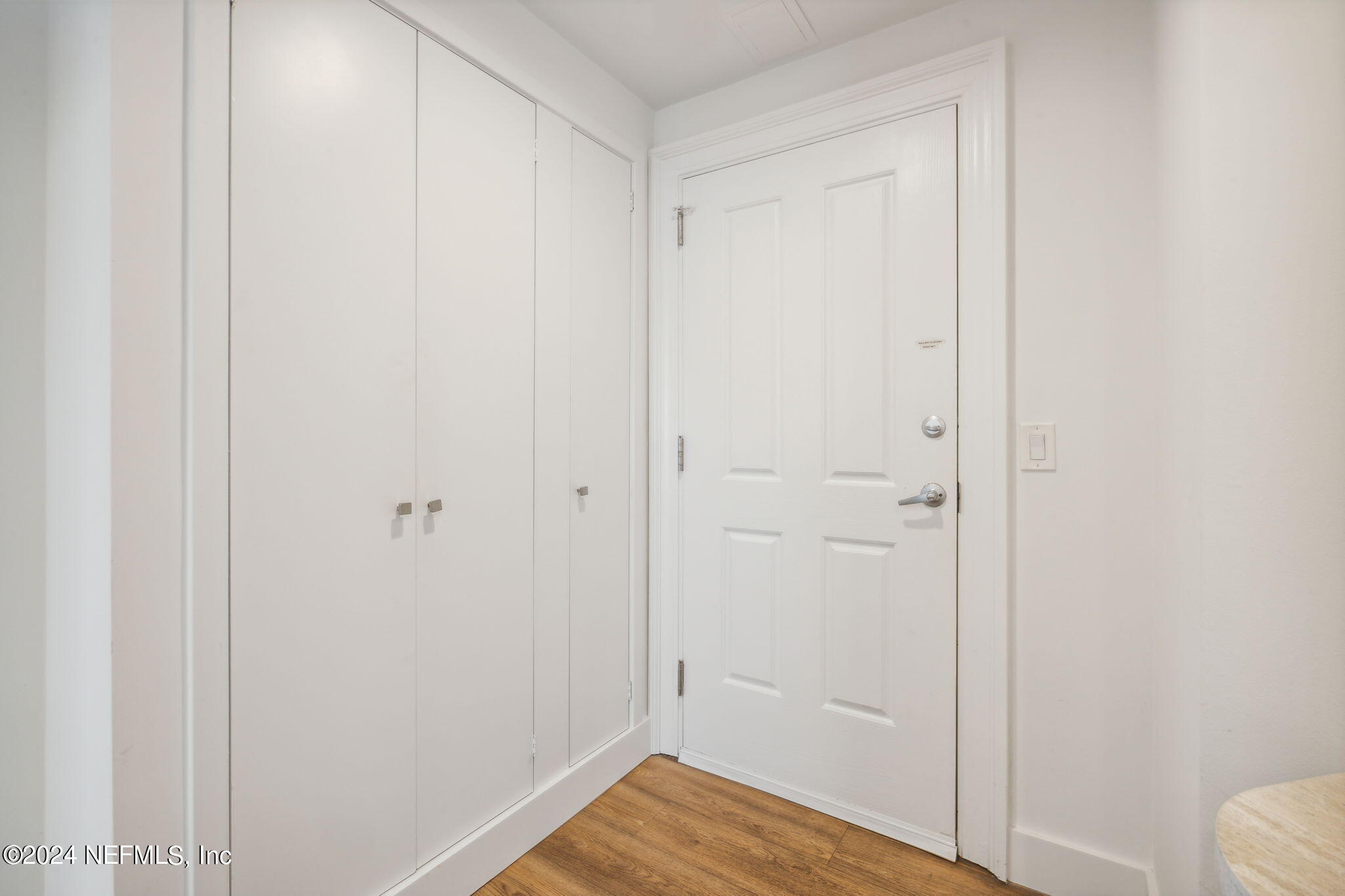 1415 1ST Street N, 1005