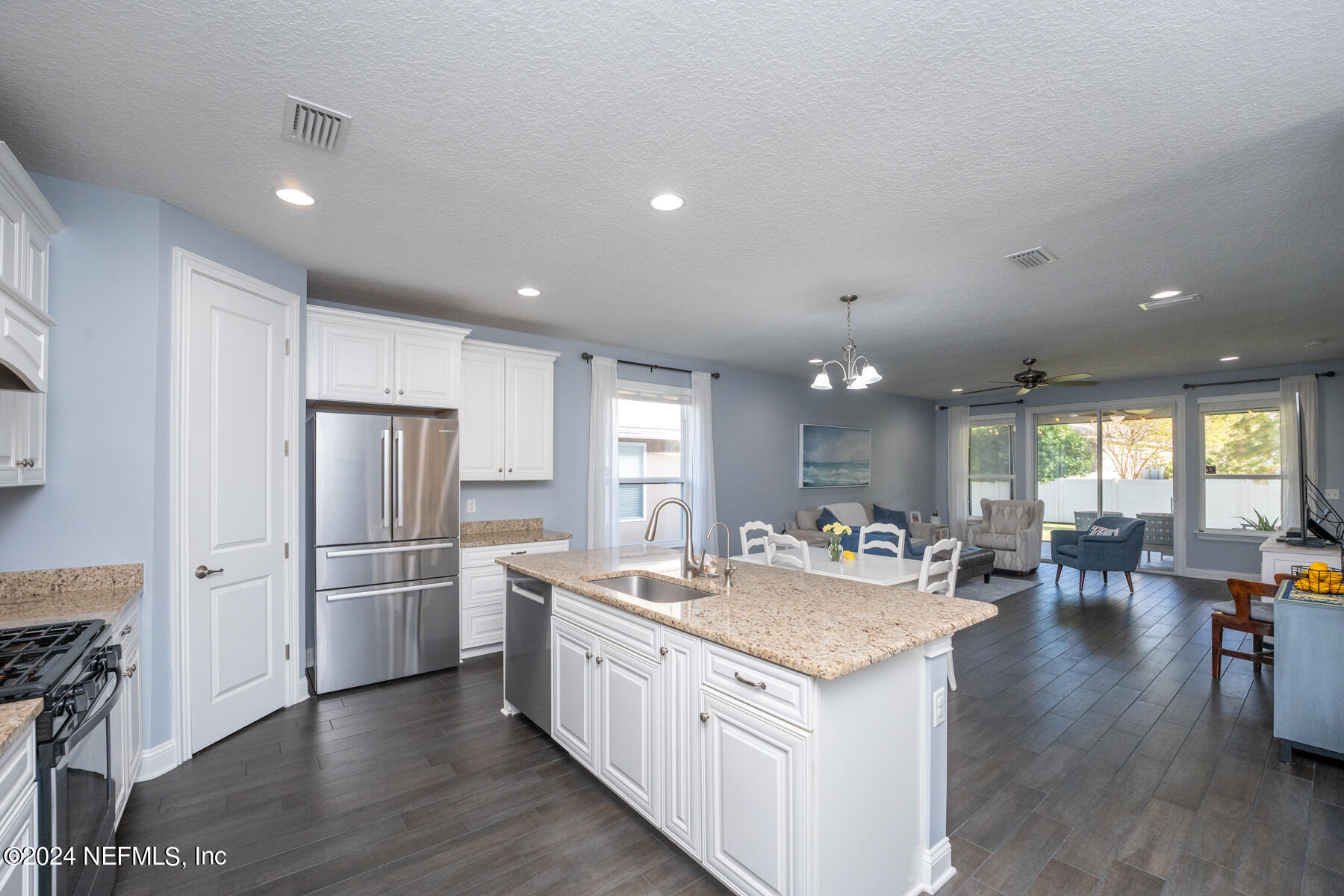 3923 BURNT PINE Drive