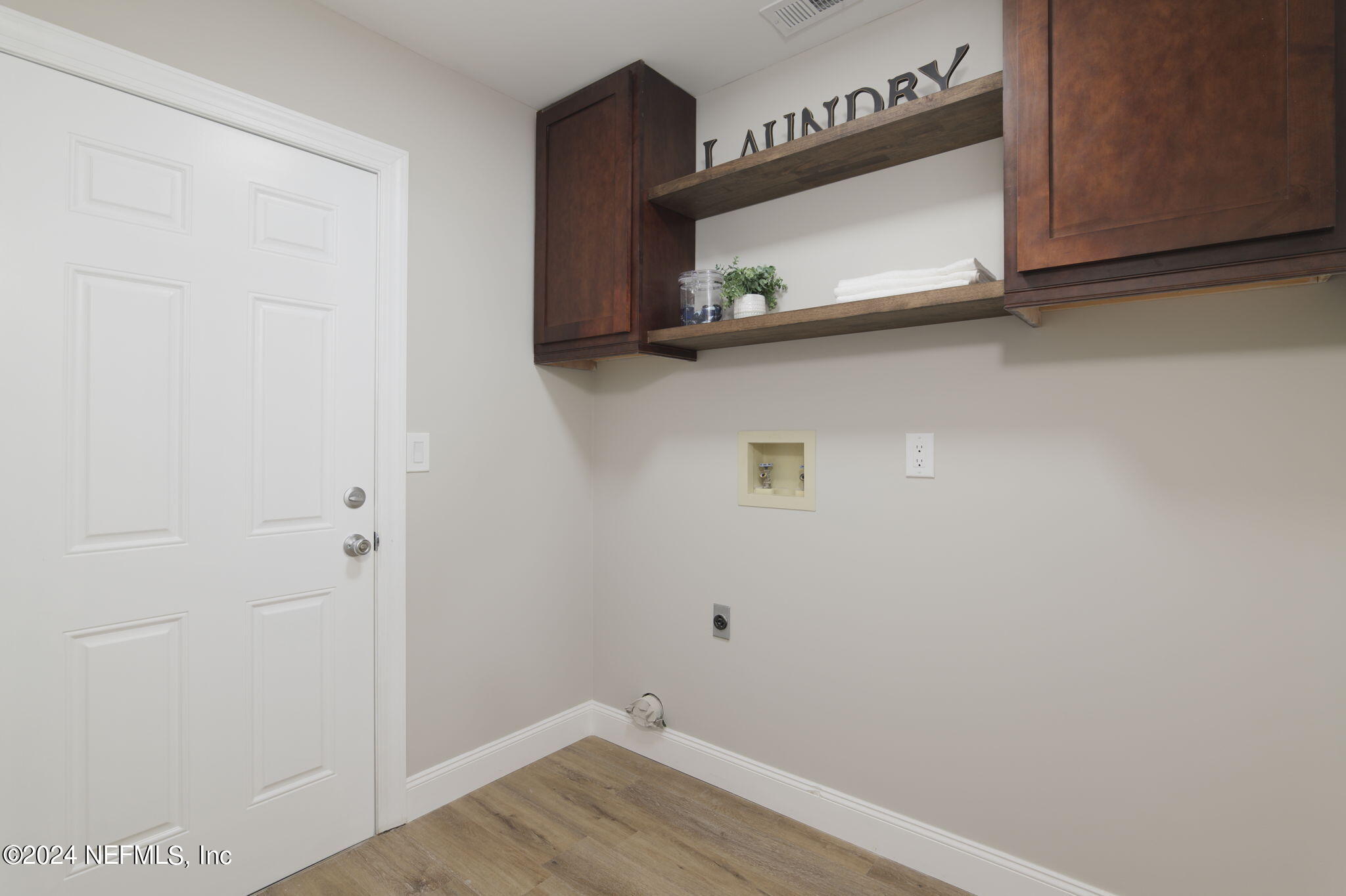 4525 BANNONS WALK Court