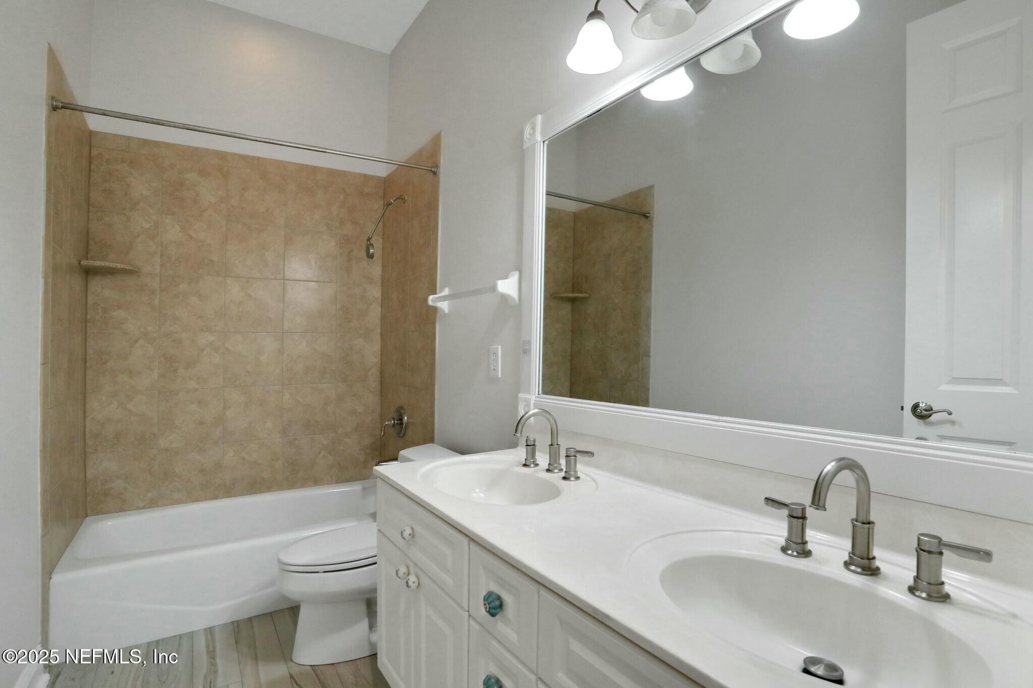 476 BLAGDON Court