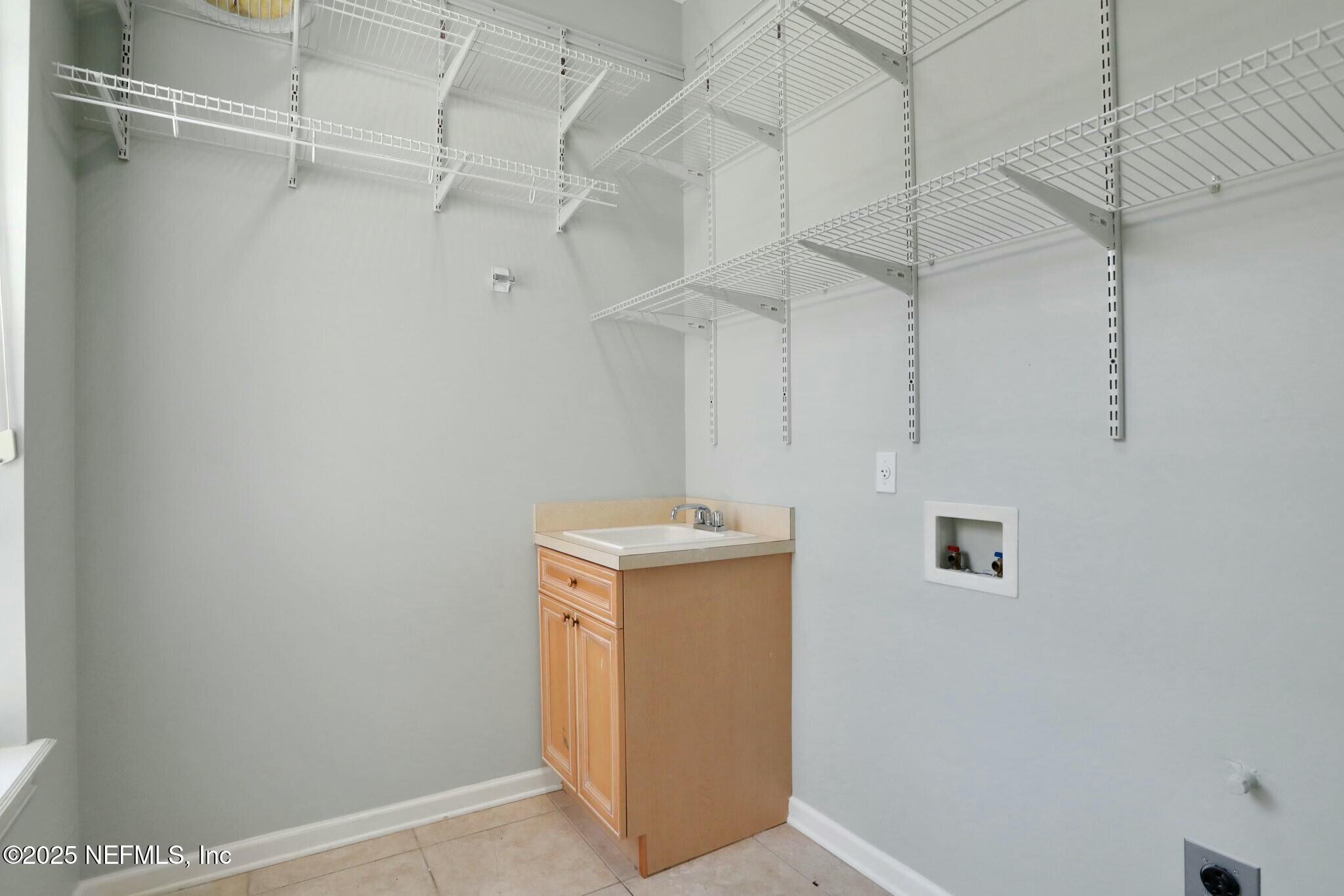 476 BLAGDON Court