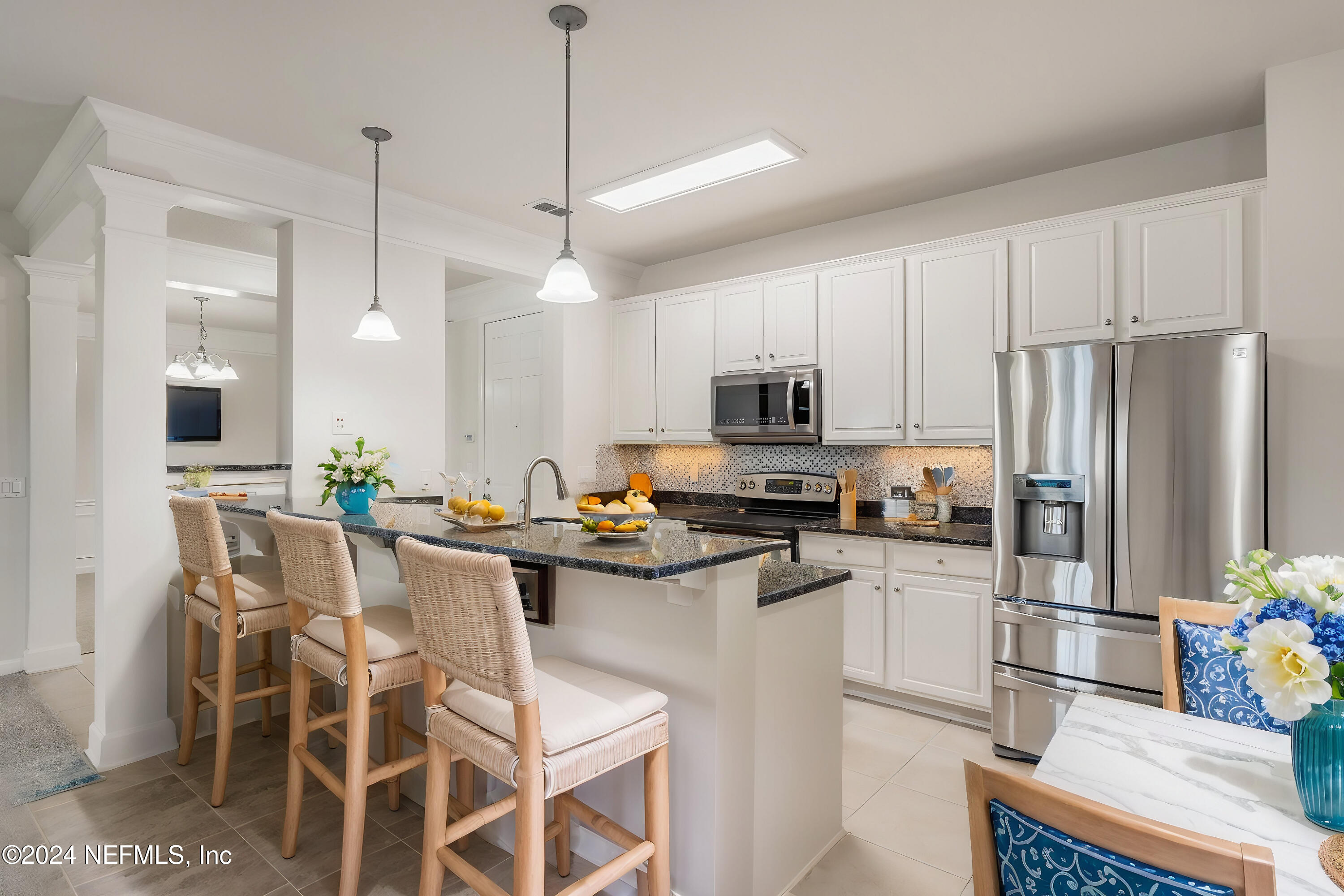 192 ORCHARD PASS Avenue, 537