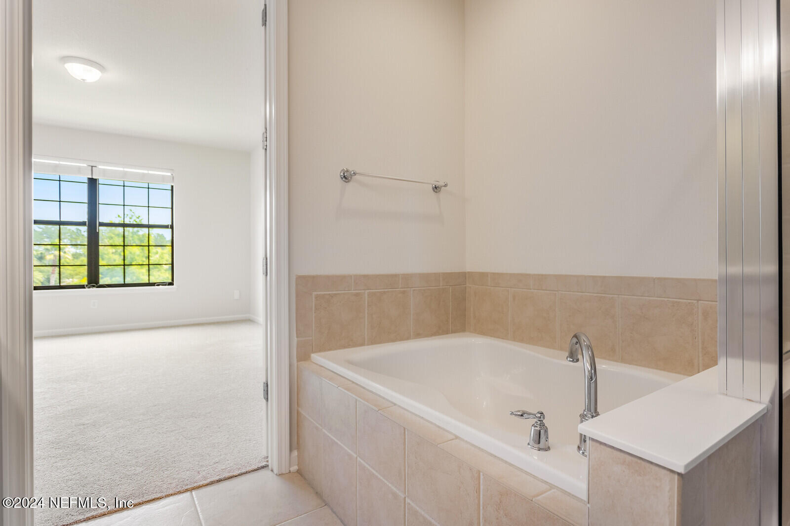 192 ORCHARD PASS Avenue, 537