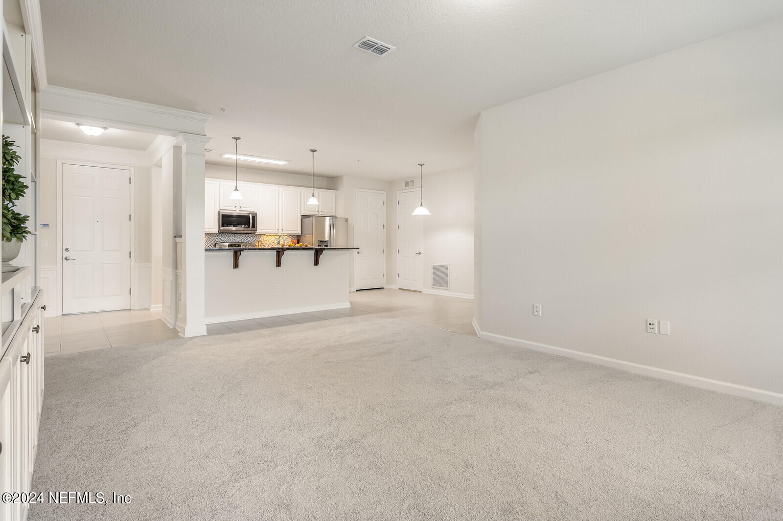 192 ORCHARD PASS Avenue, 537