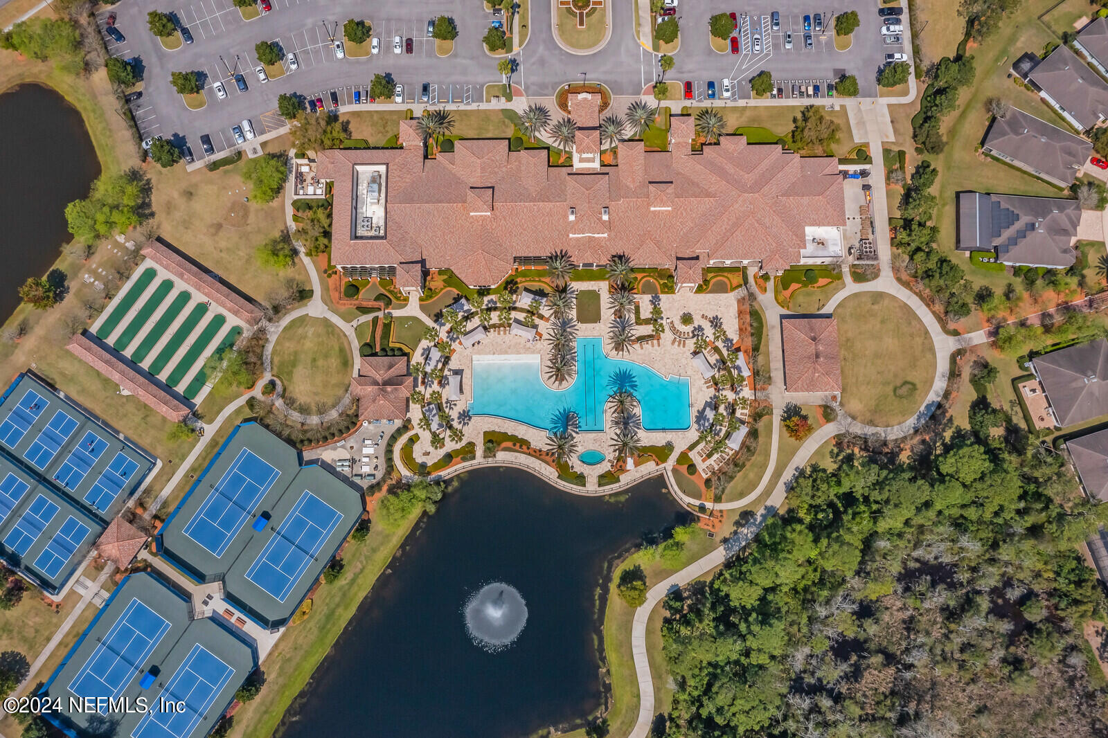 192 ORCHARD PASS Avenue, 537