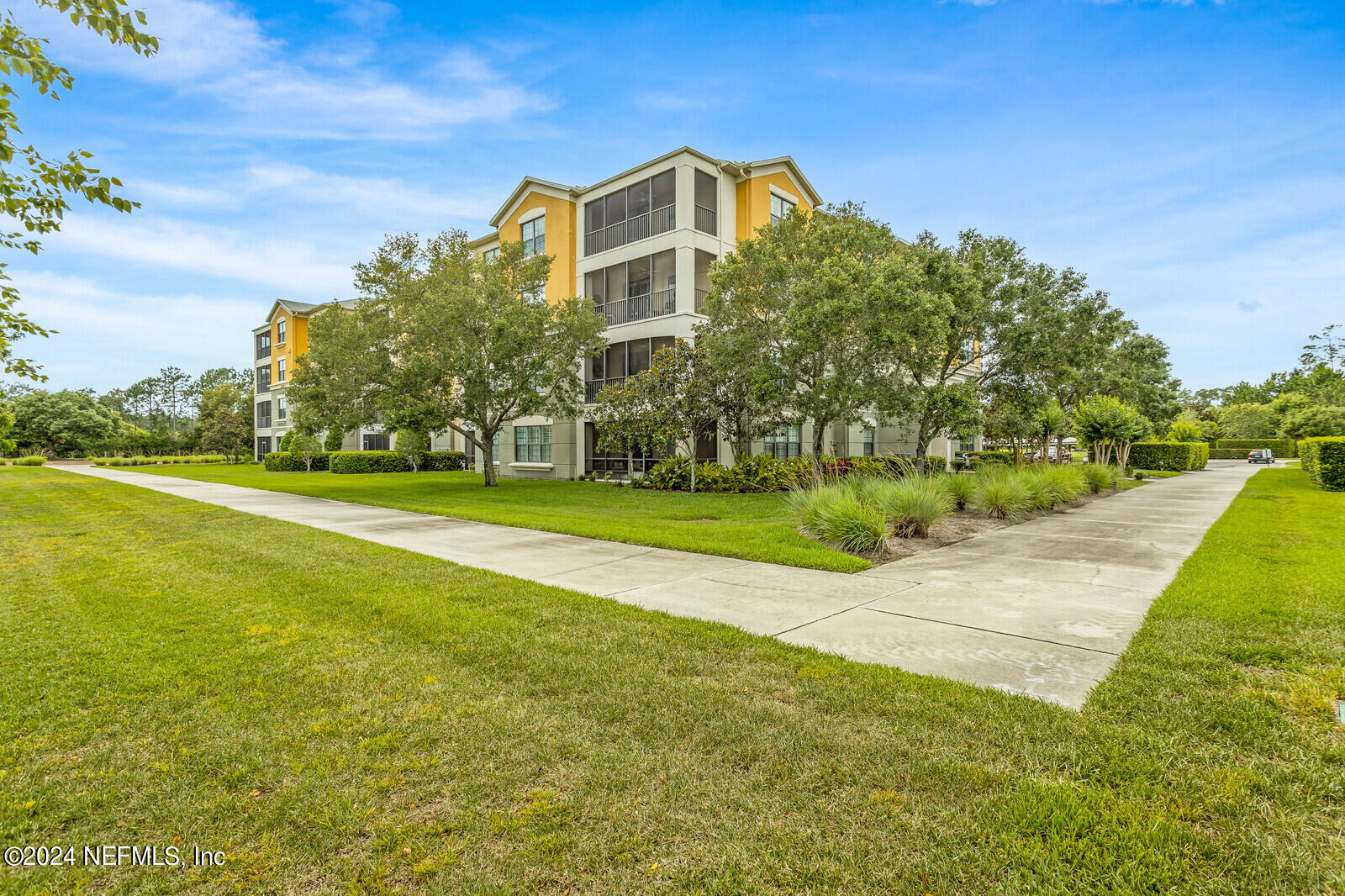 192 ORCHARD PASS Avenue, 537