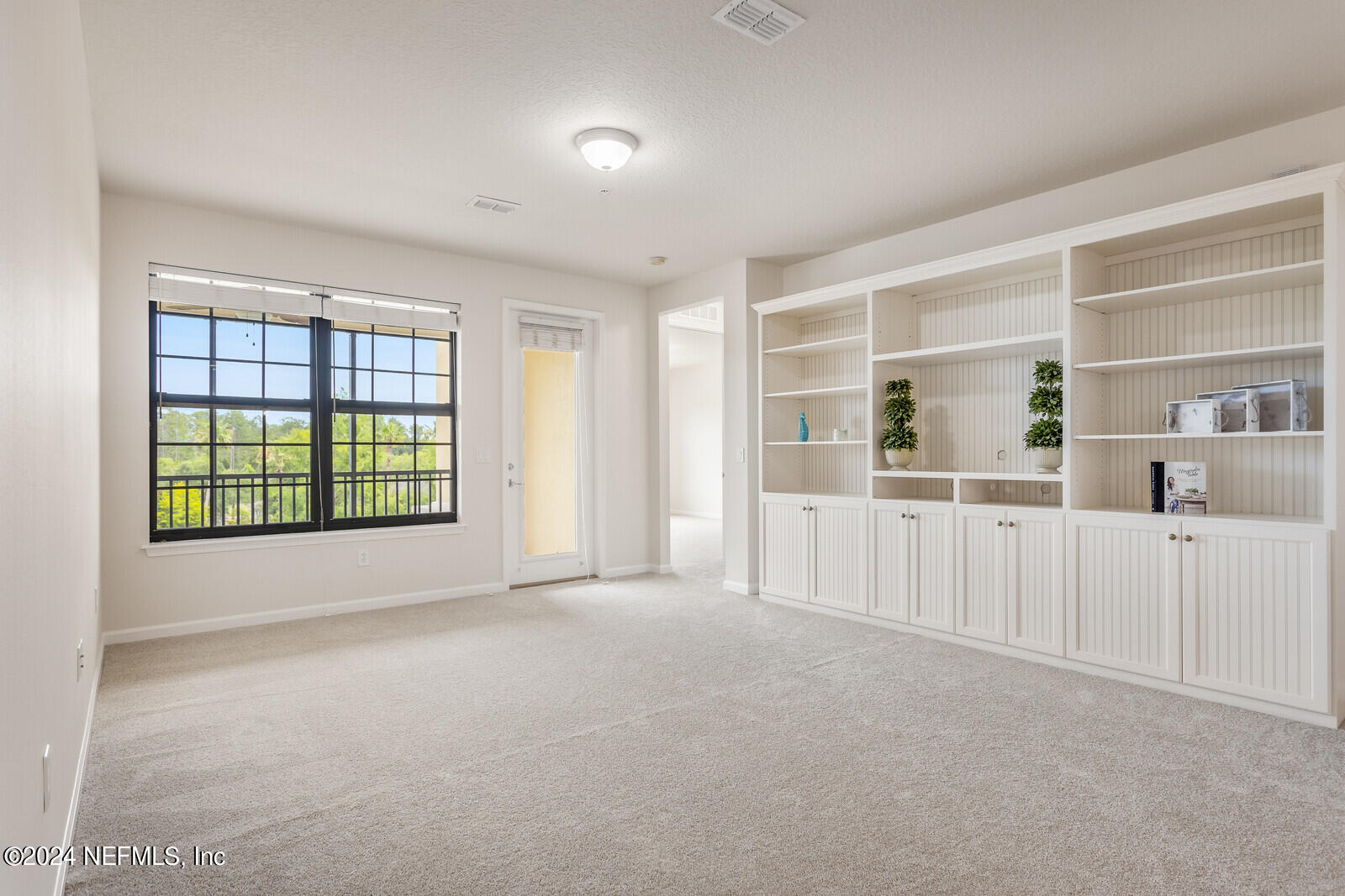 192 ORCHARD PASS Avenue, 537