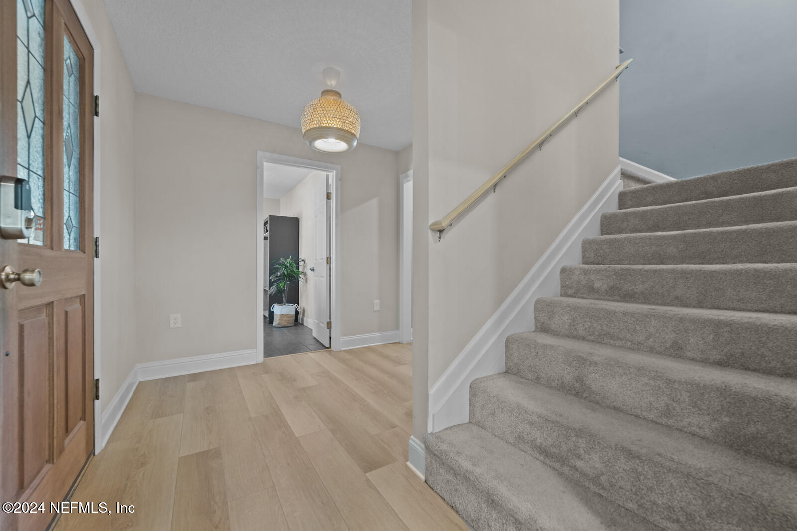 945 GONZALES Avenue