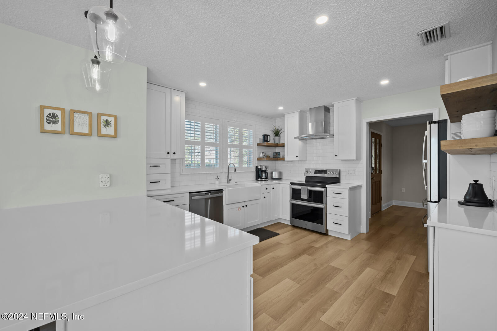 945 GONZALES Avenue