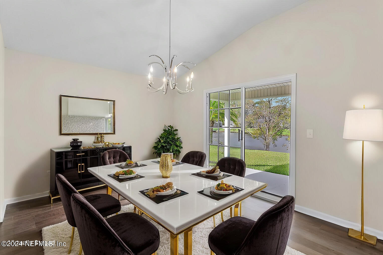 7492 PLANTATION CLUB Drive