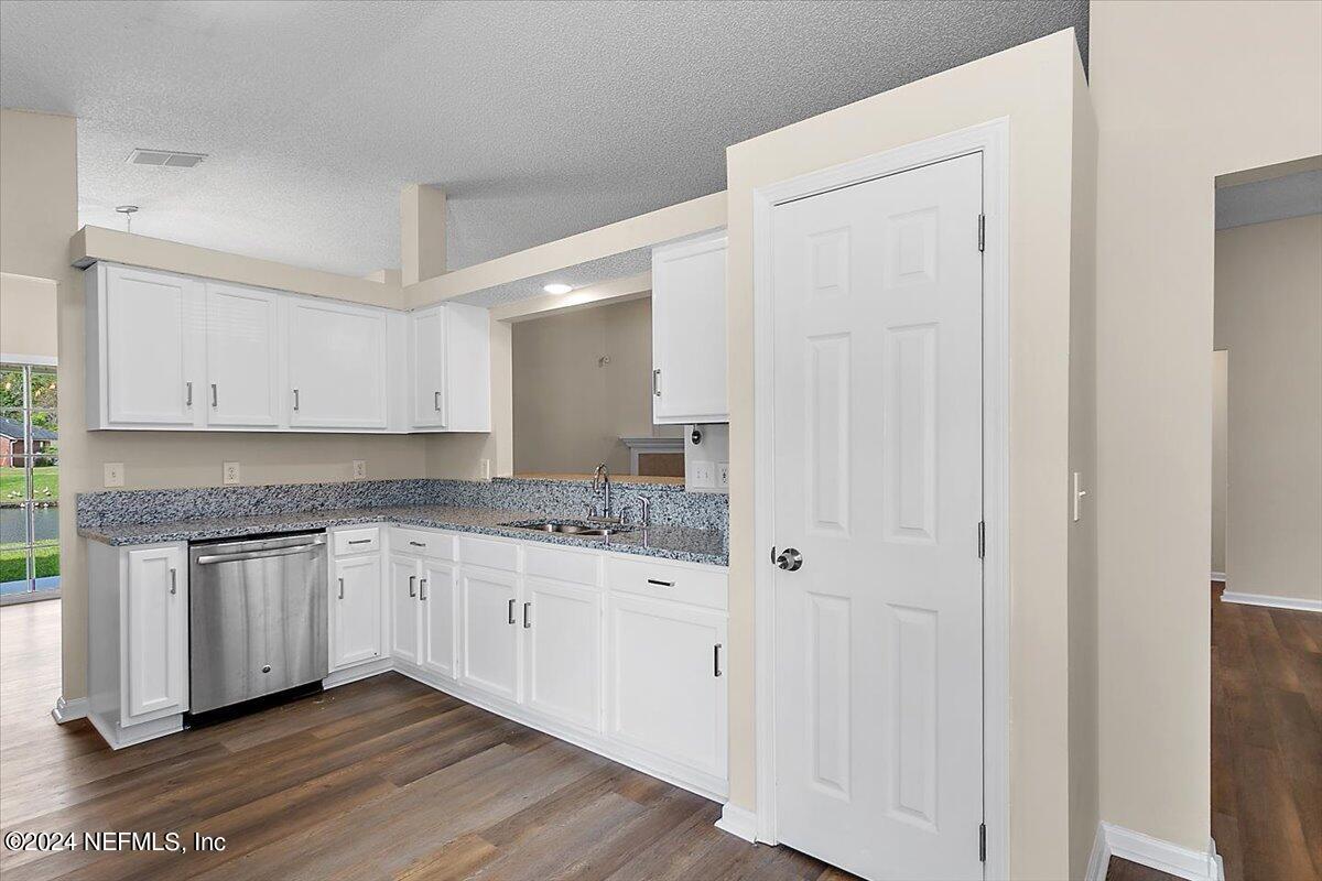 7492 PLANTATION CLUB Drive