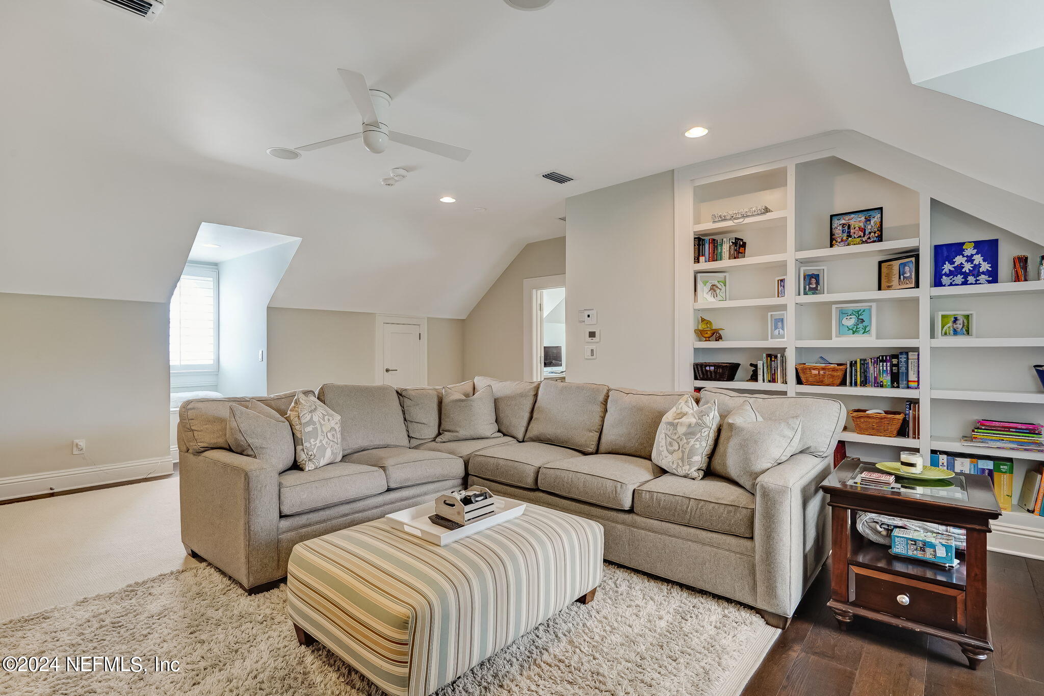 1875 AVONDALE Circle