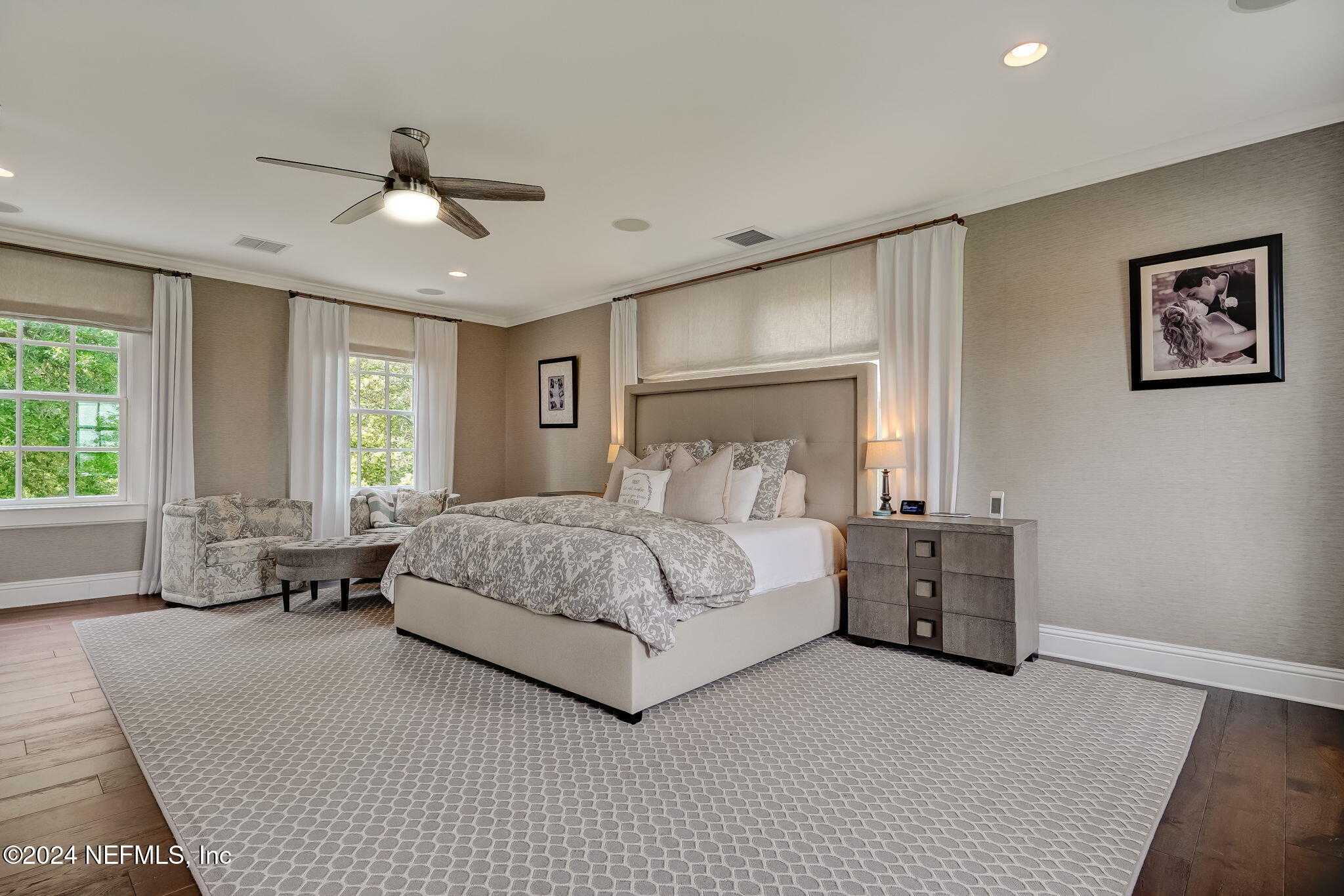 1875 AVONDALE Circle