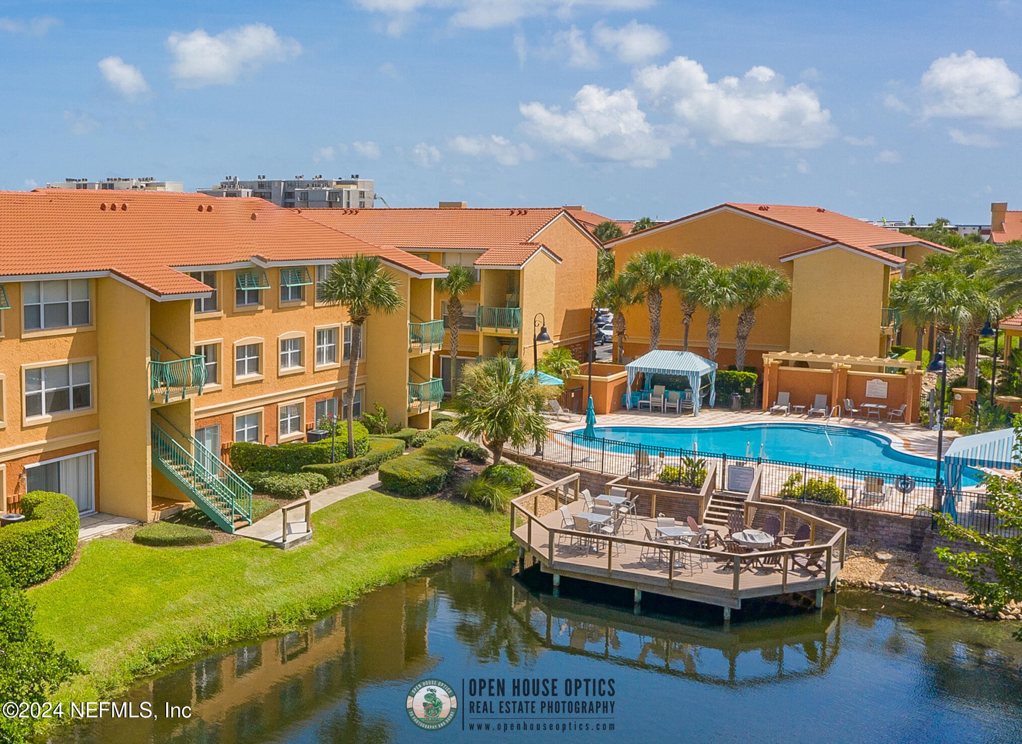 204 LAGUNA VILLAS Boulevard, A21