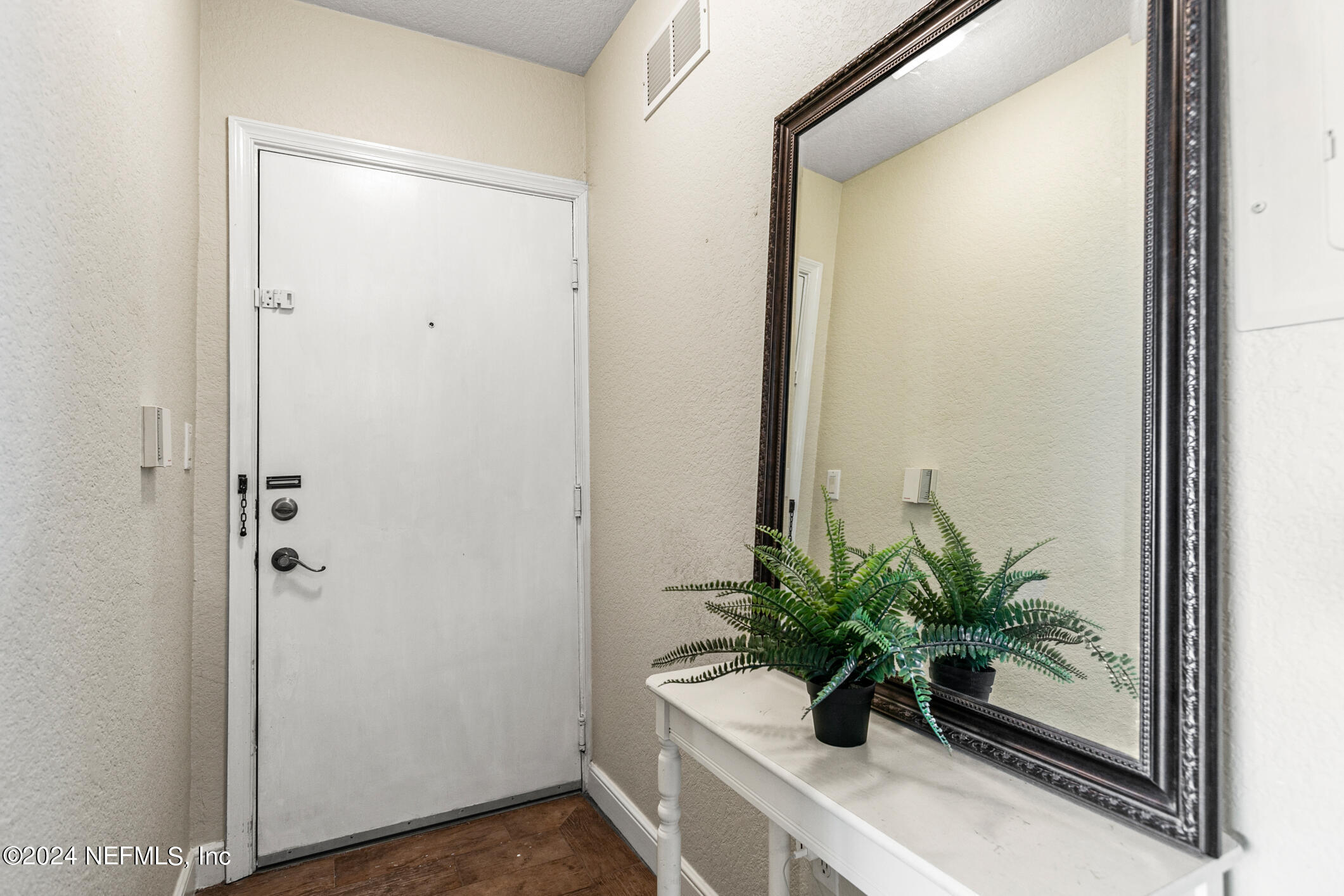 204 LAGUNA VILLAS Boulevard, A21