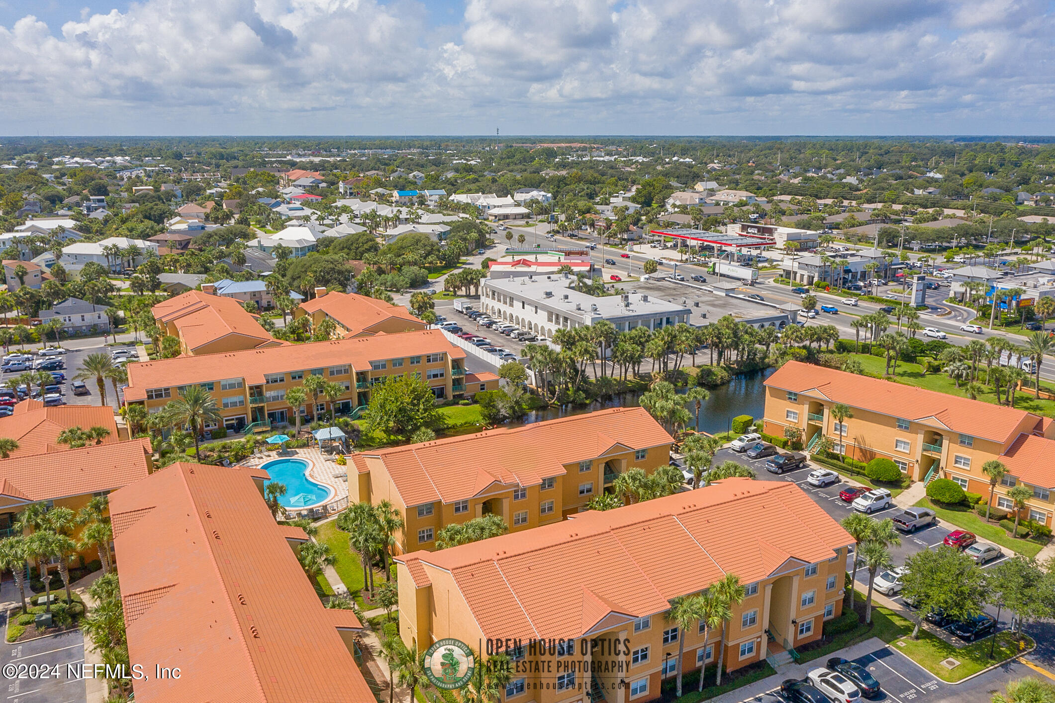 204 LAGUNA VILLAS Boulevard, A21