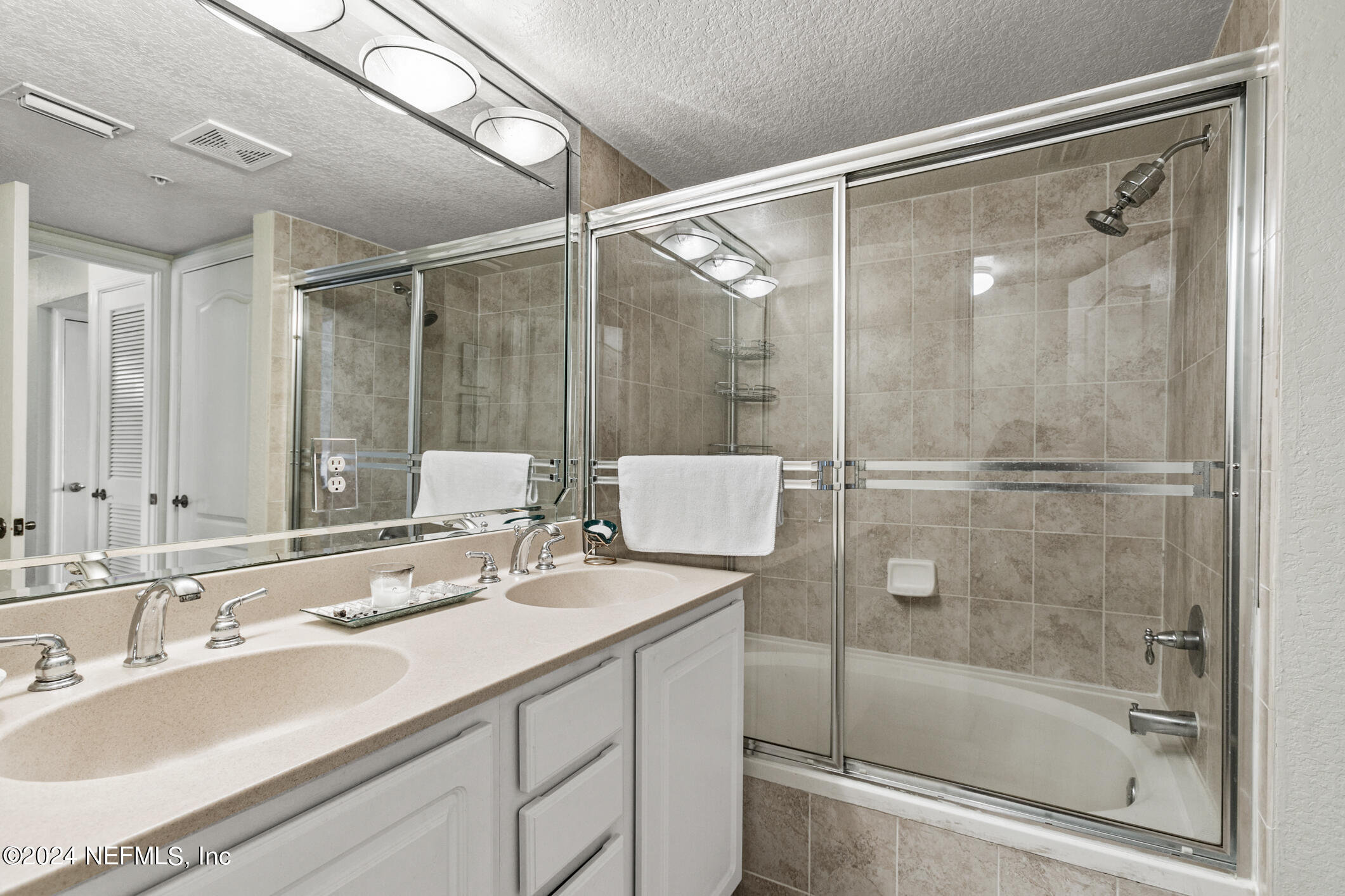 204 LAGUNA VILLAS Boulevard, A21