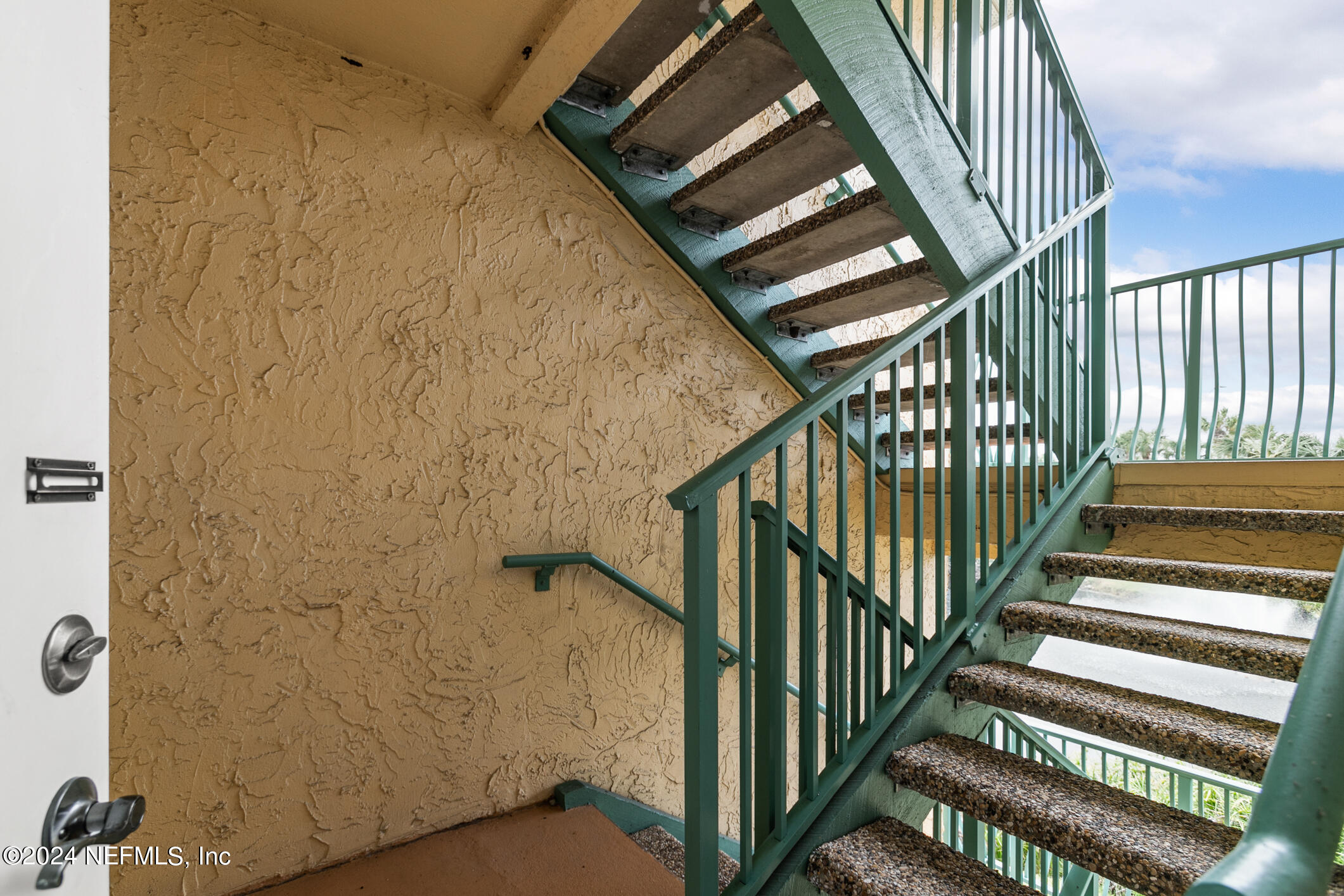 204 LAGUNA VILLAS Boulevard, A21