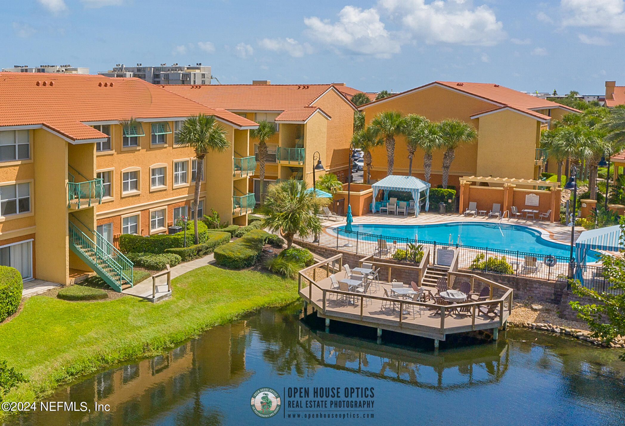 204 LAGUNA VILLAS Boulevard, A21