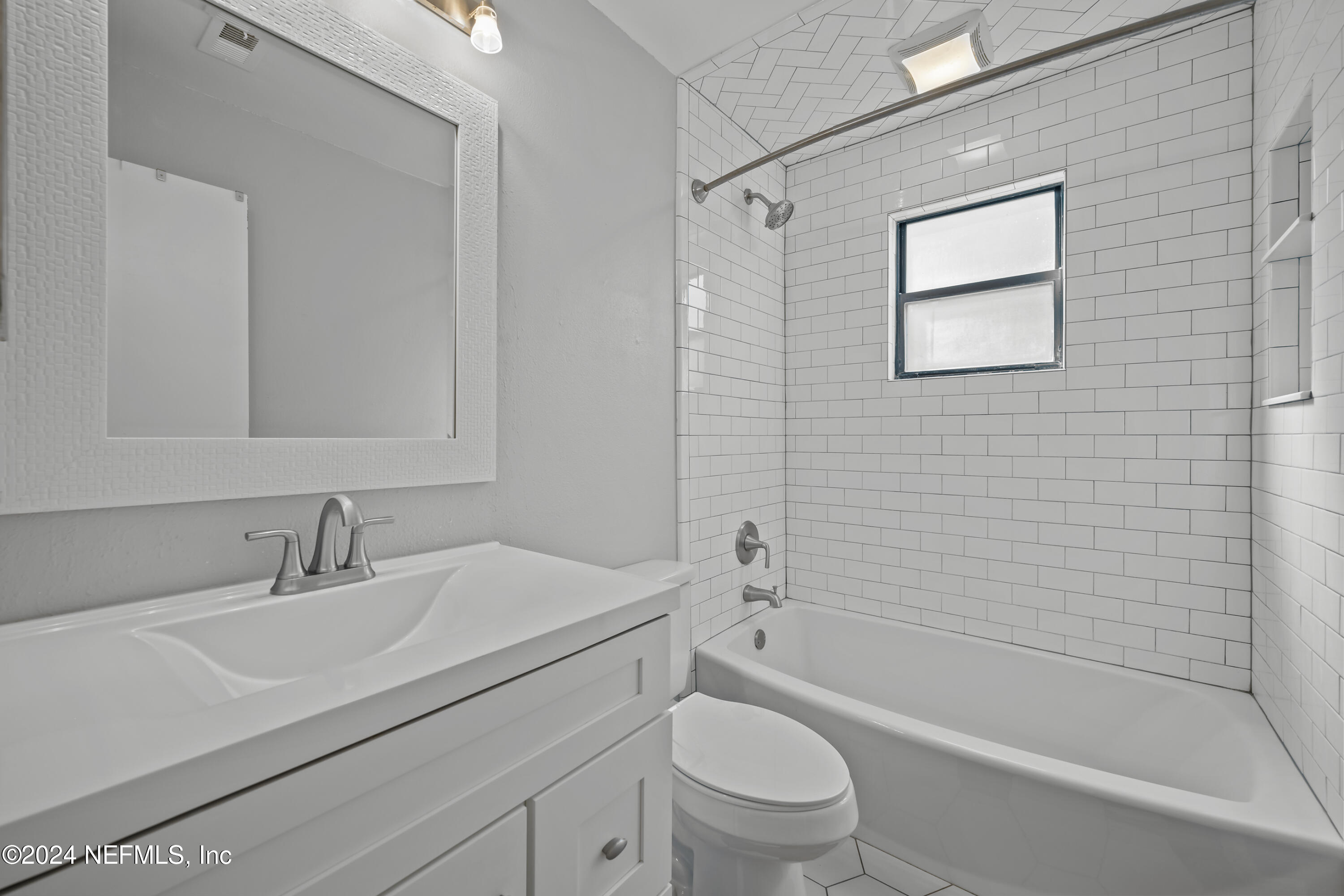 13155 LEATHERLEAF Drive