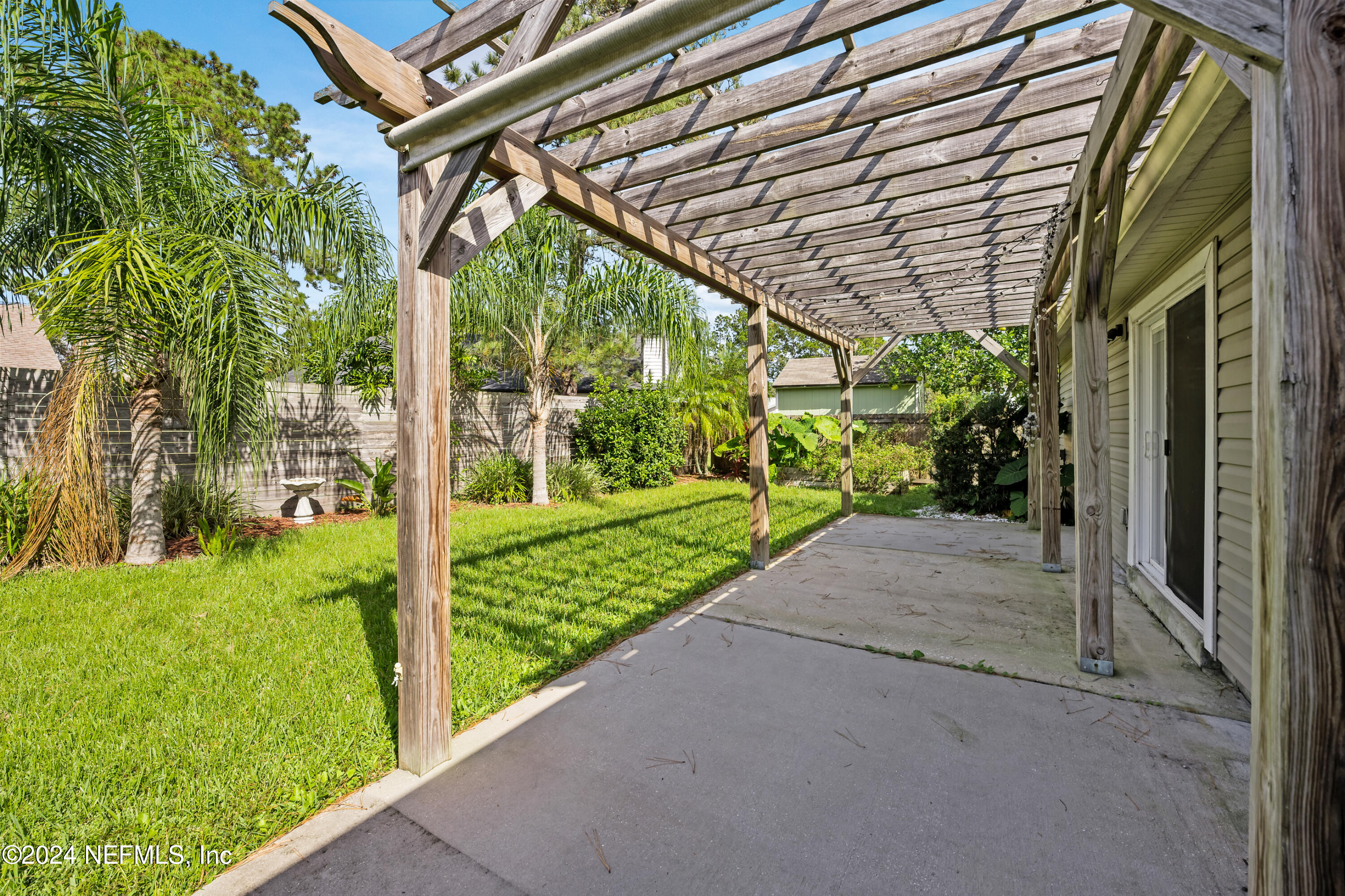 13155 LEATHERLEAF Drive