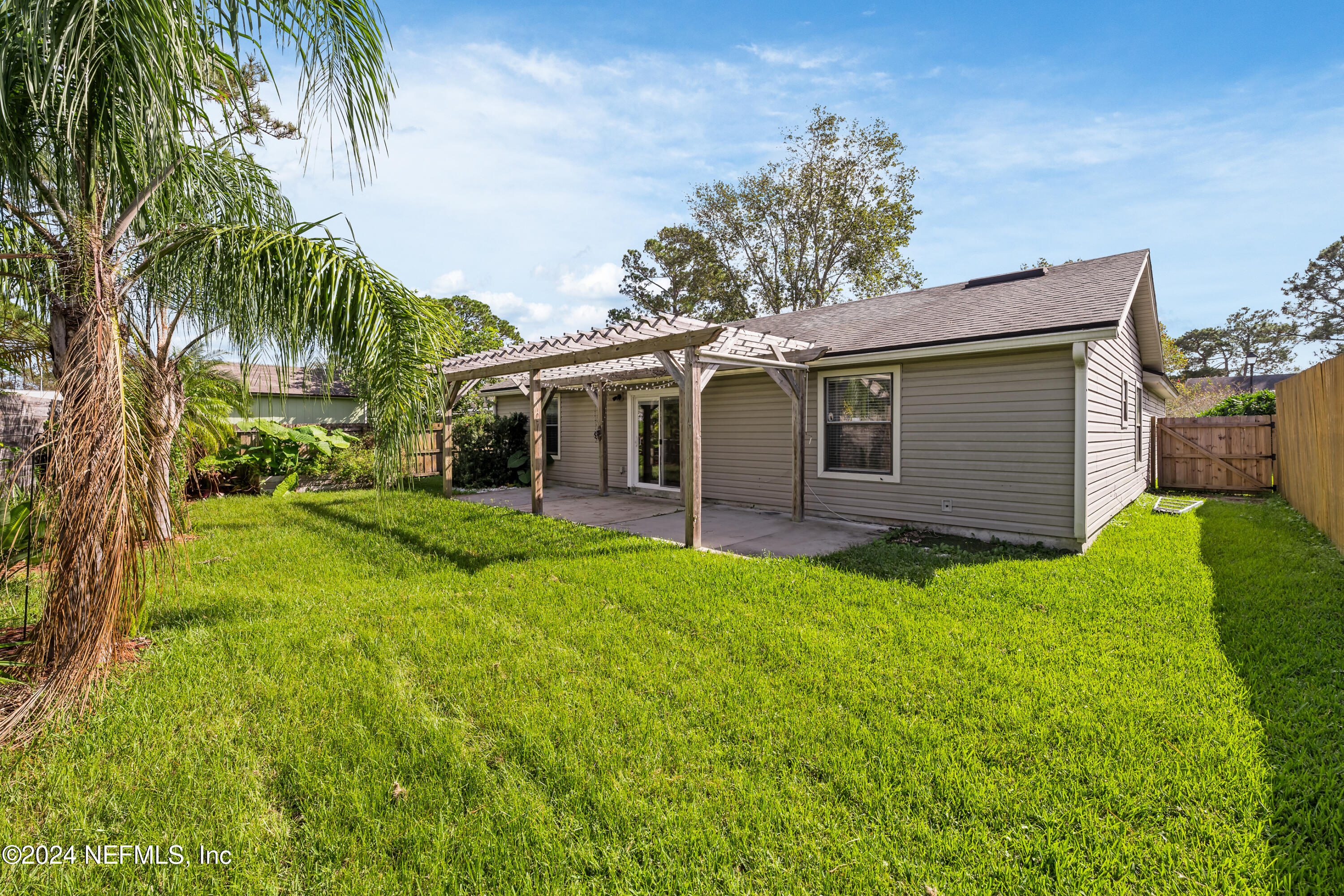 13155 LEATHERLEAF Drive