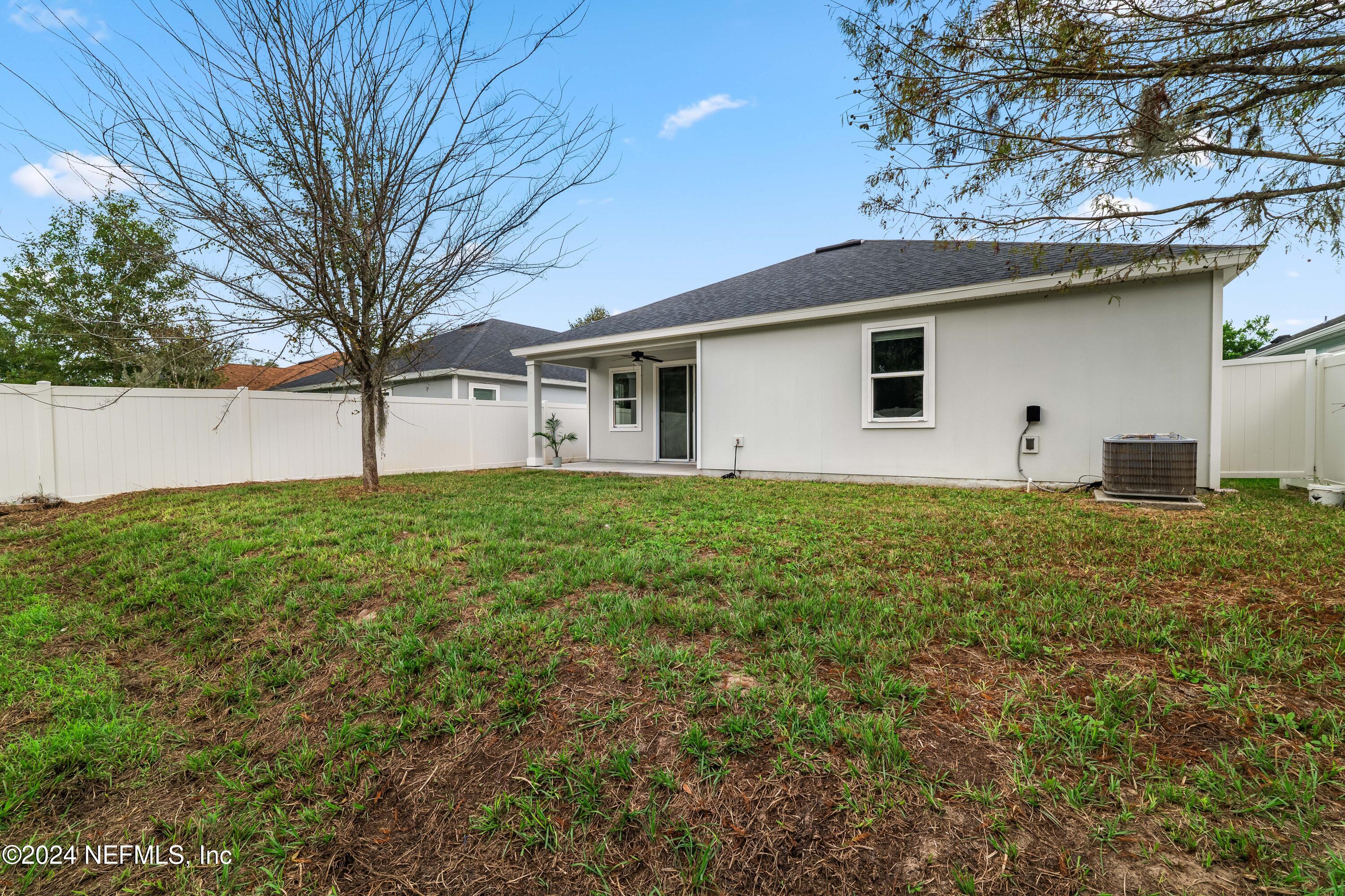 7411 SUNNYDALE Lane
