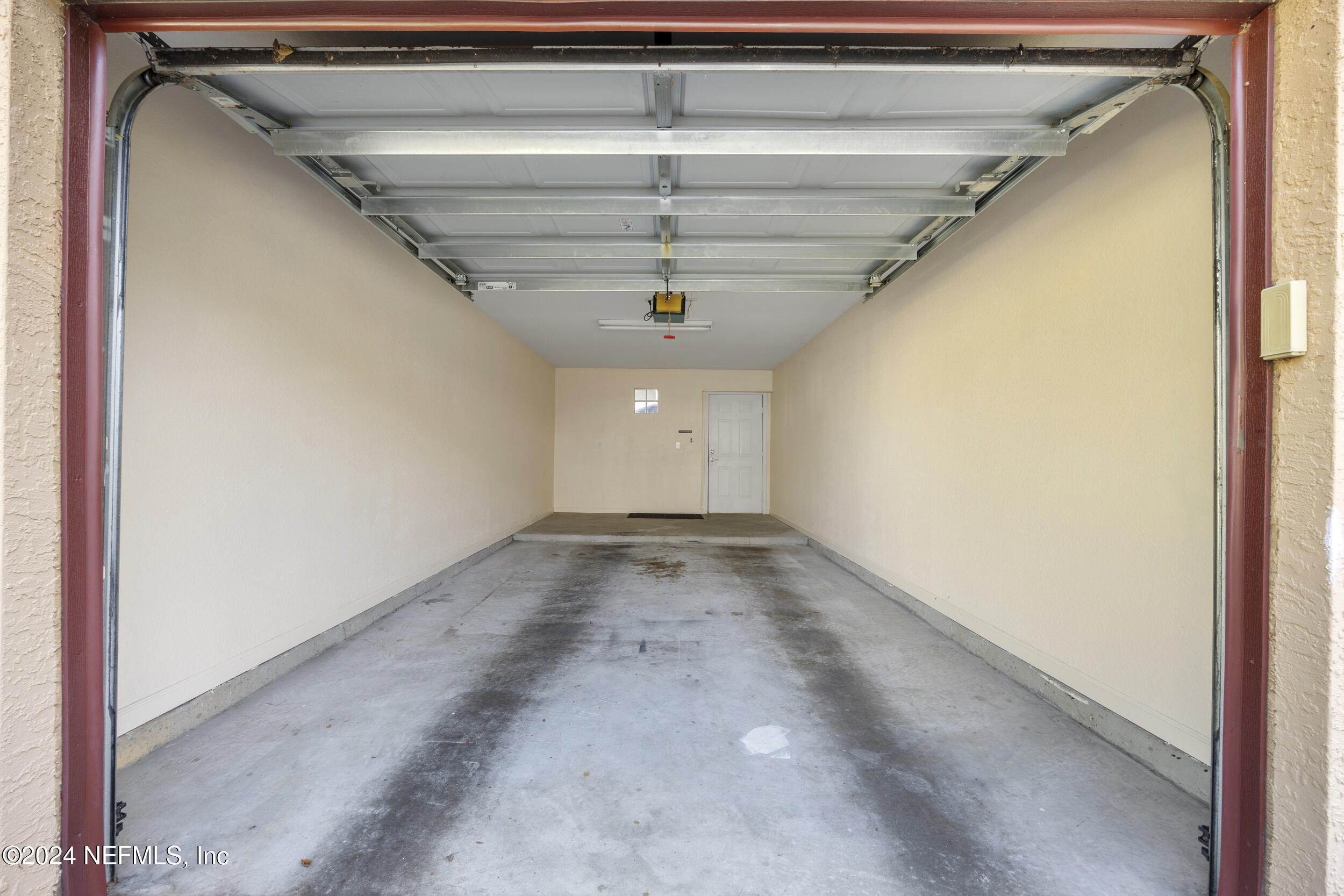 10075 GATE Parkway N, 1303