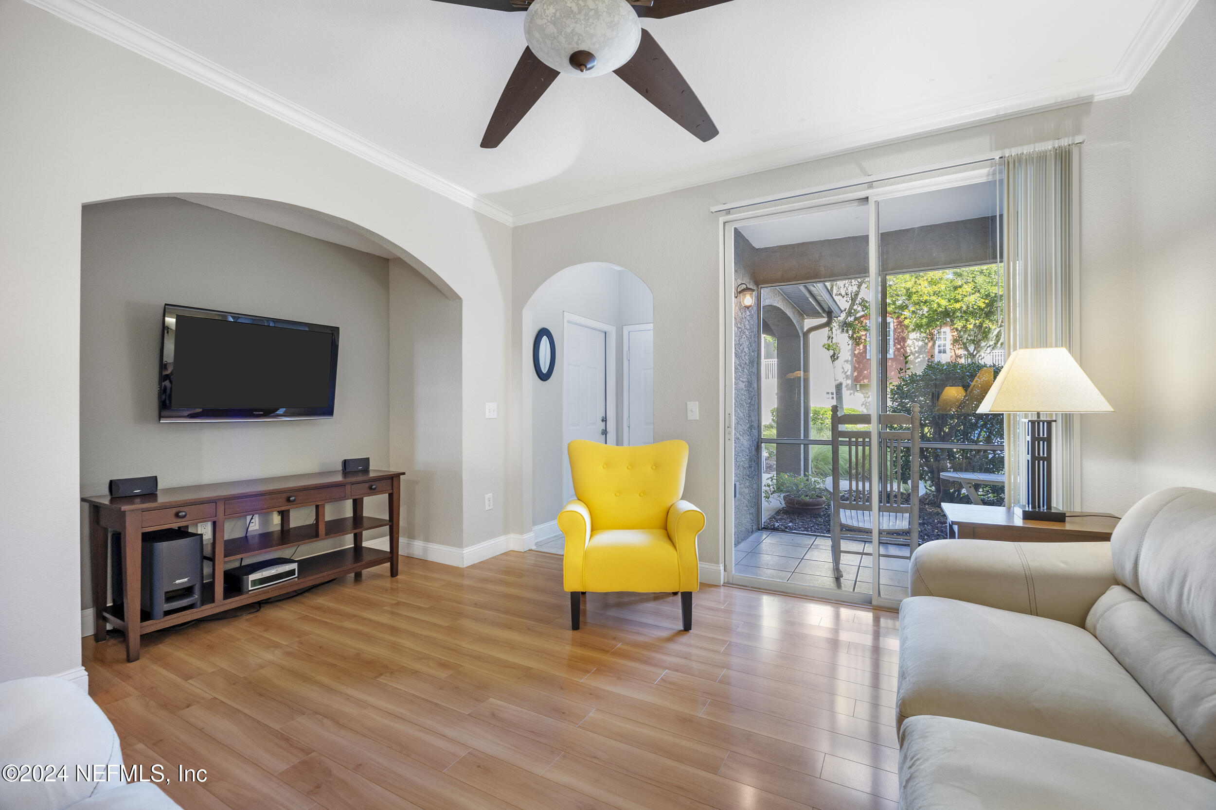 10075 GATE Parkway N, 1303