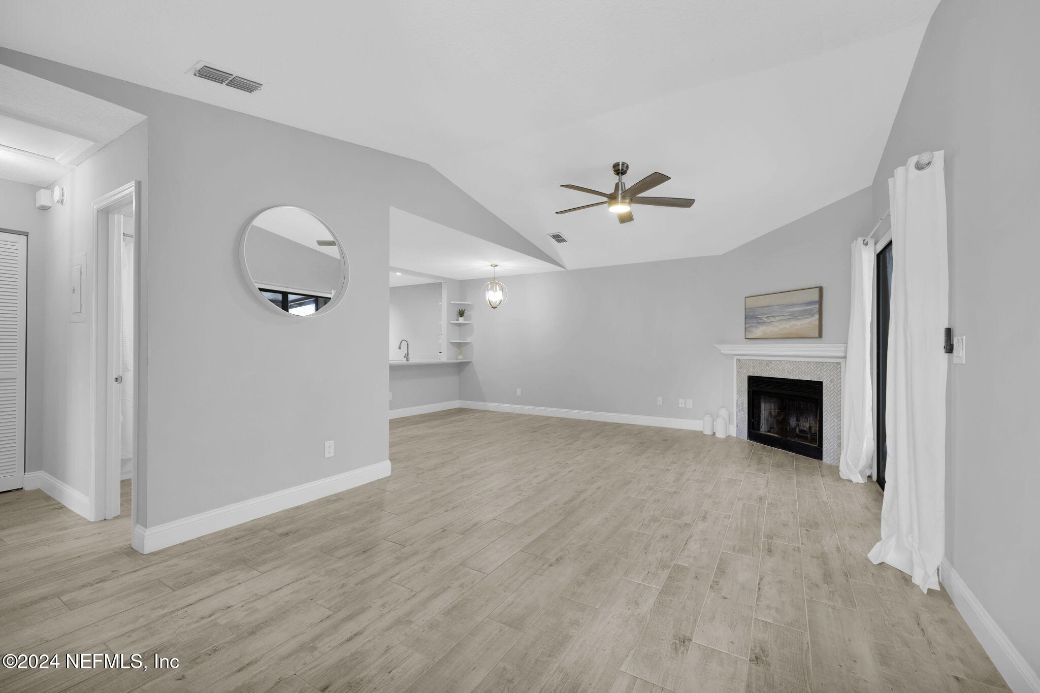 2113 SEA HAWK Drive