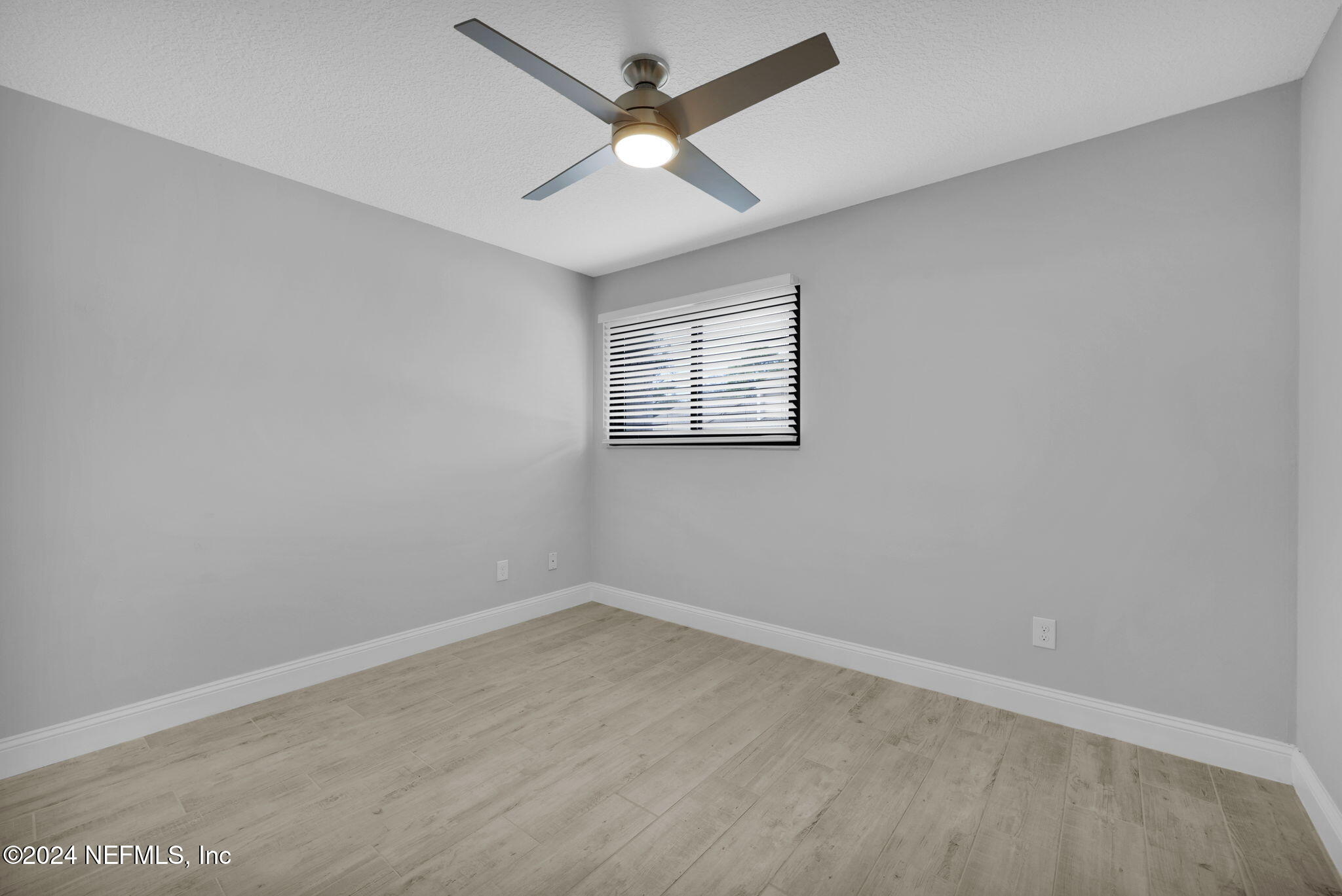 2113 SEA HAWK Drive