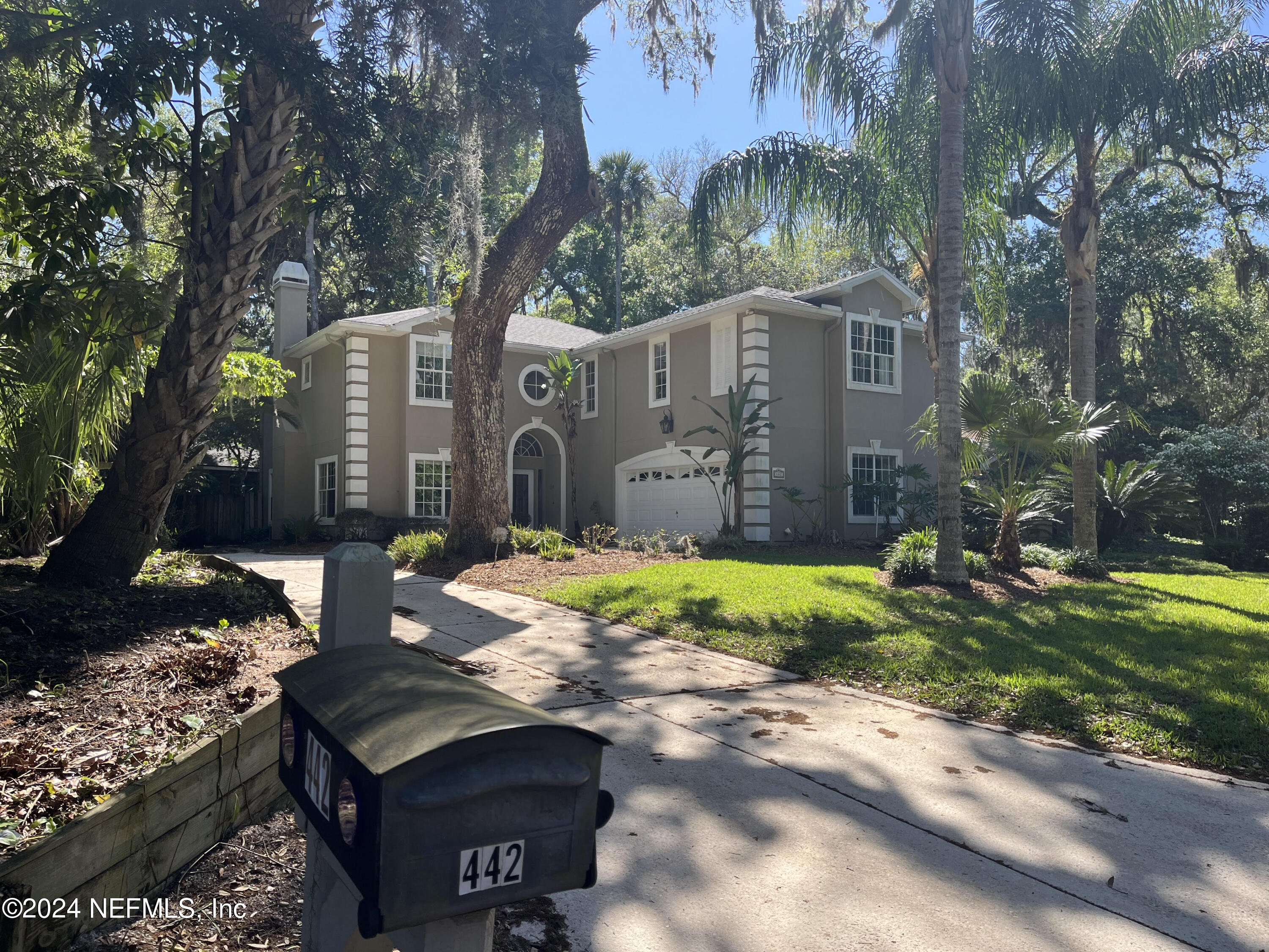 442 SNAPPING TURTLE Drive W