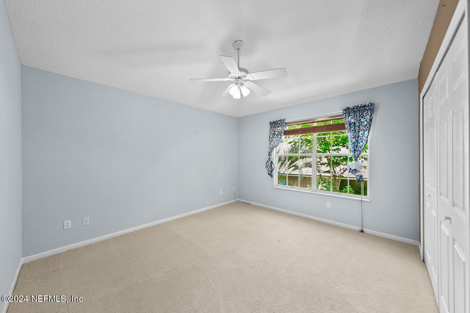 442 SNAPPING TURTLE Drive W