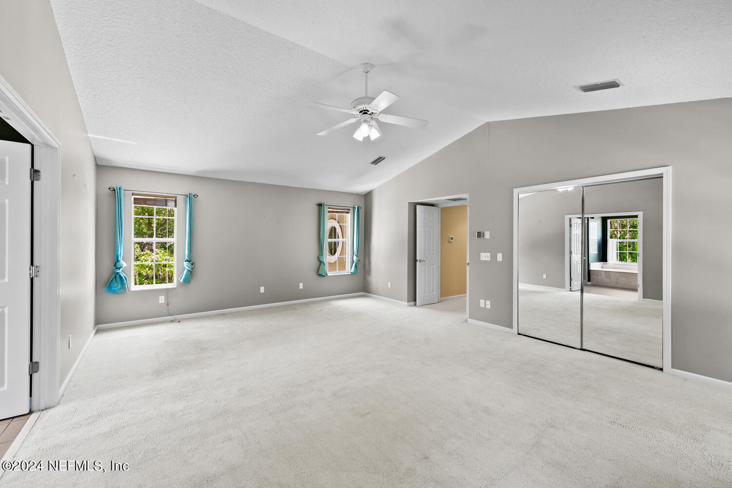 442 SNAPPING TURTLE Drive W