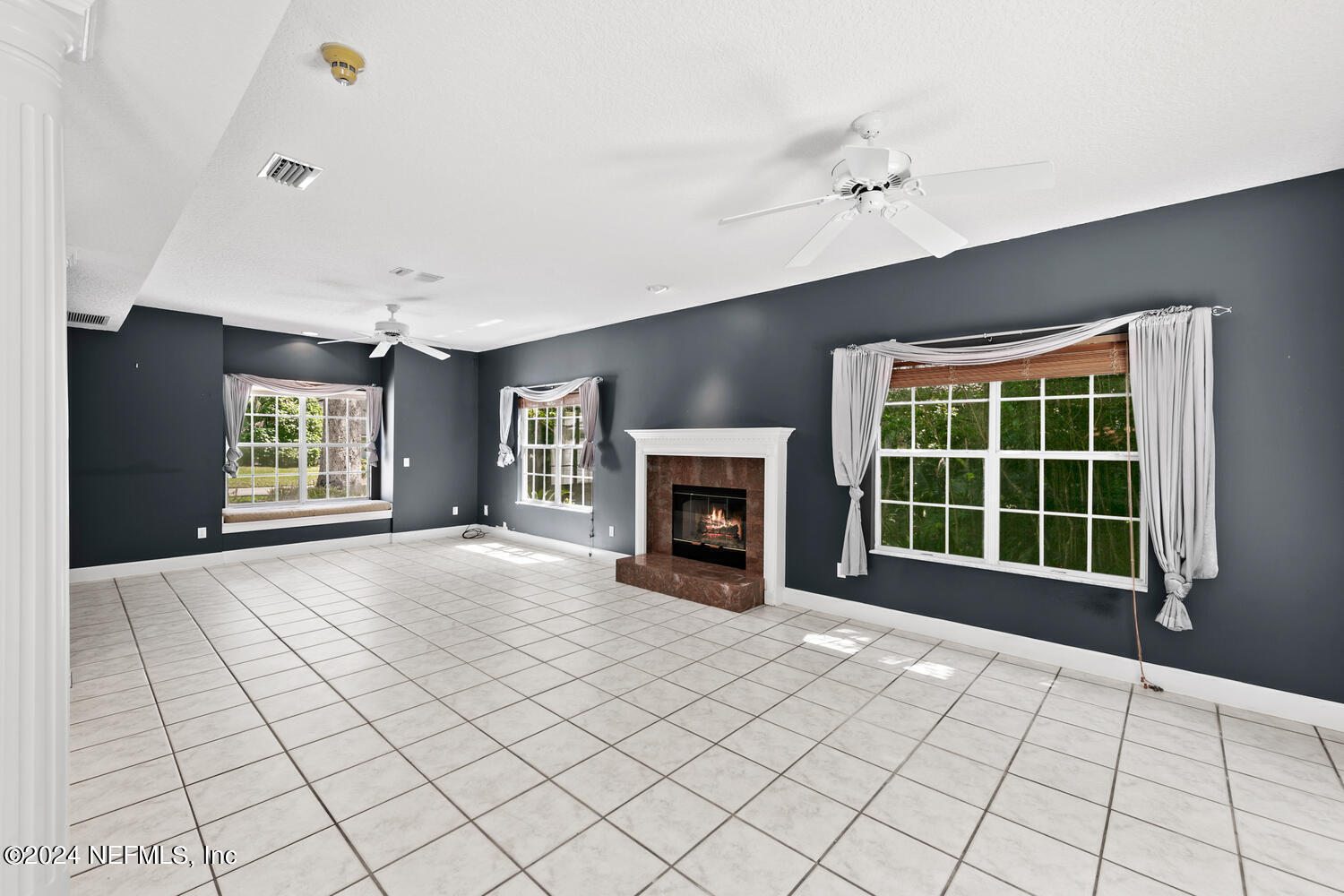 442 SNAPPING TURTLE Drive W