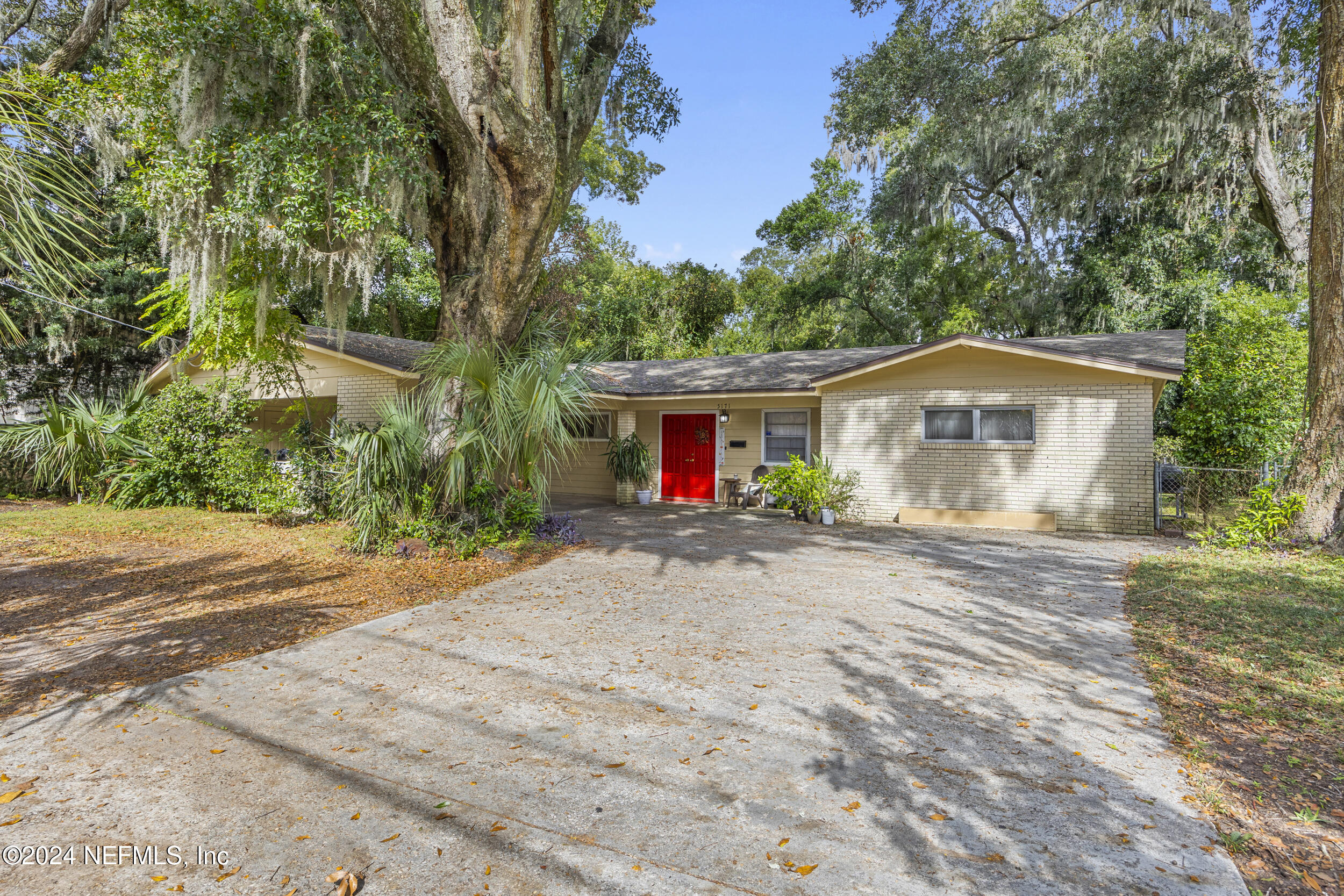 5171 RIVER BLUFF Lane