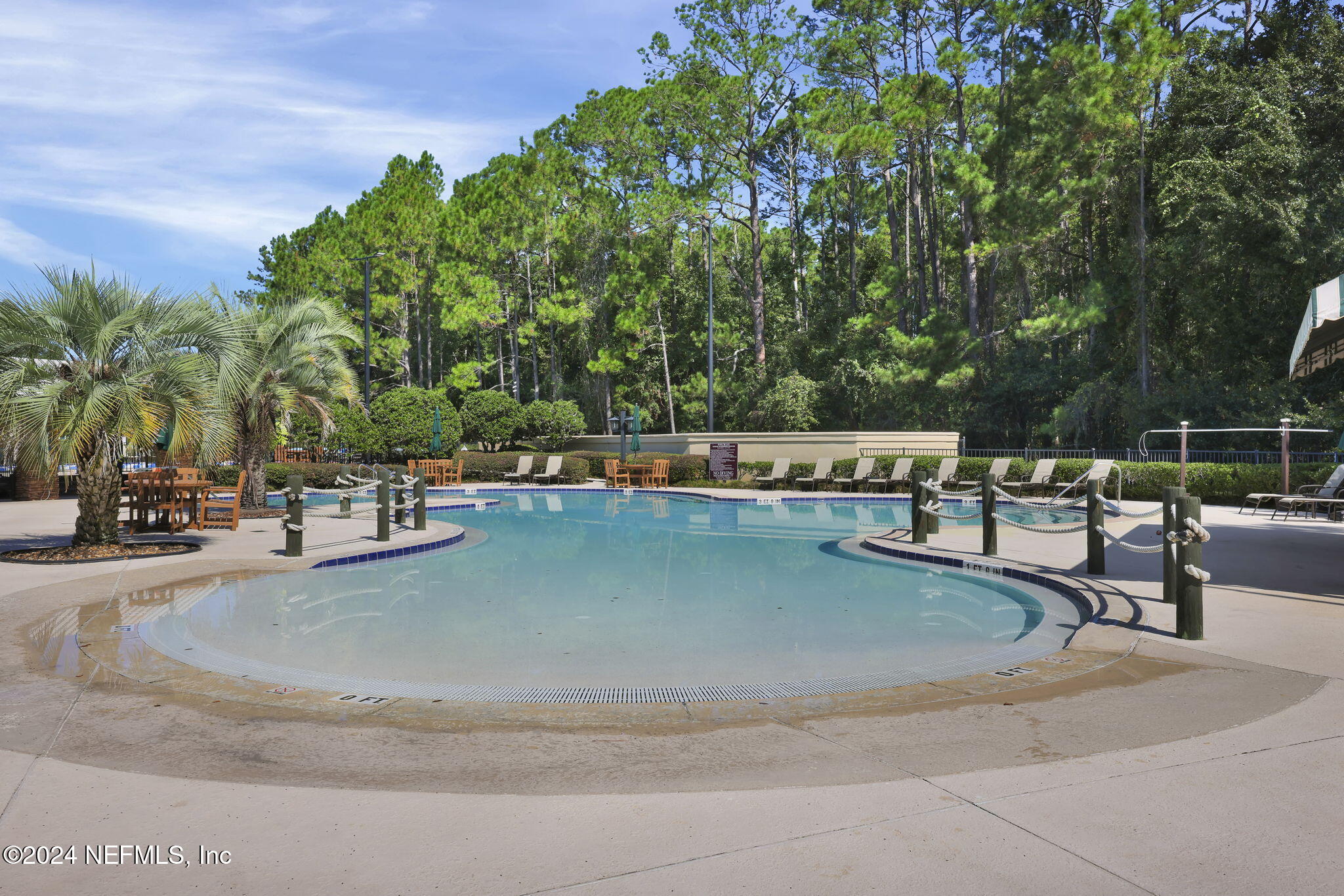 5212 COMFORT Court