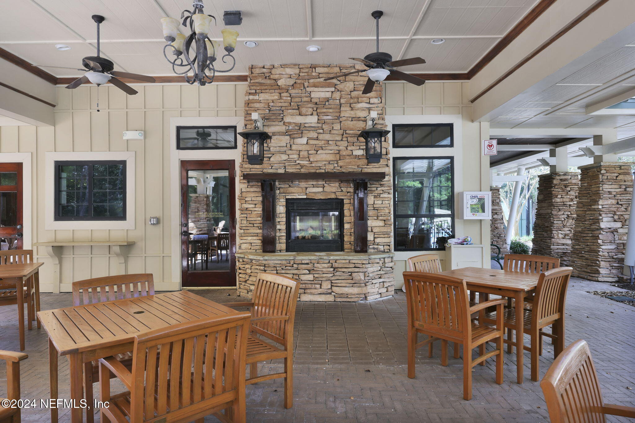 5212 COMFORT Court