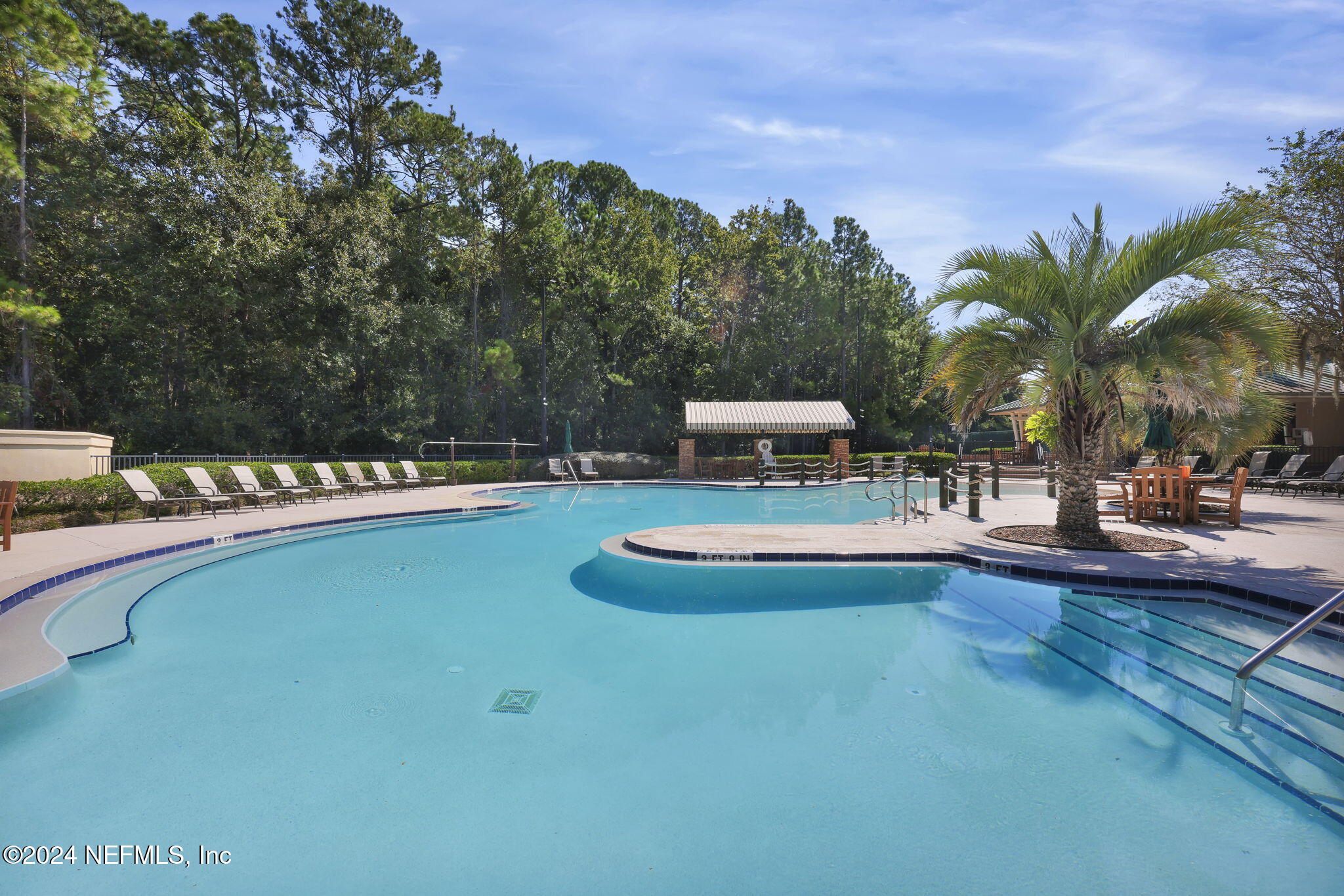 5212 COMFORT Court