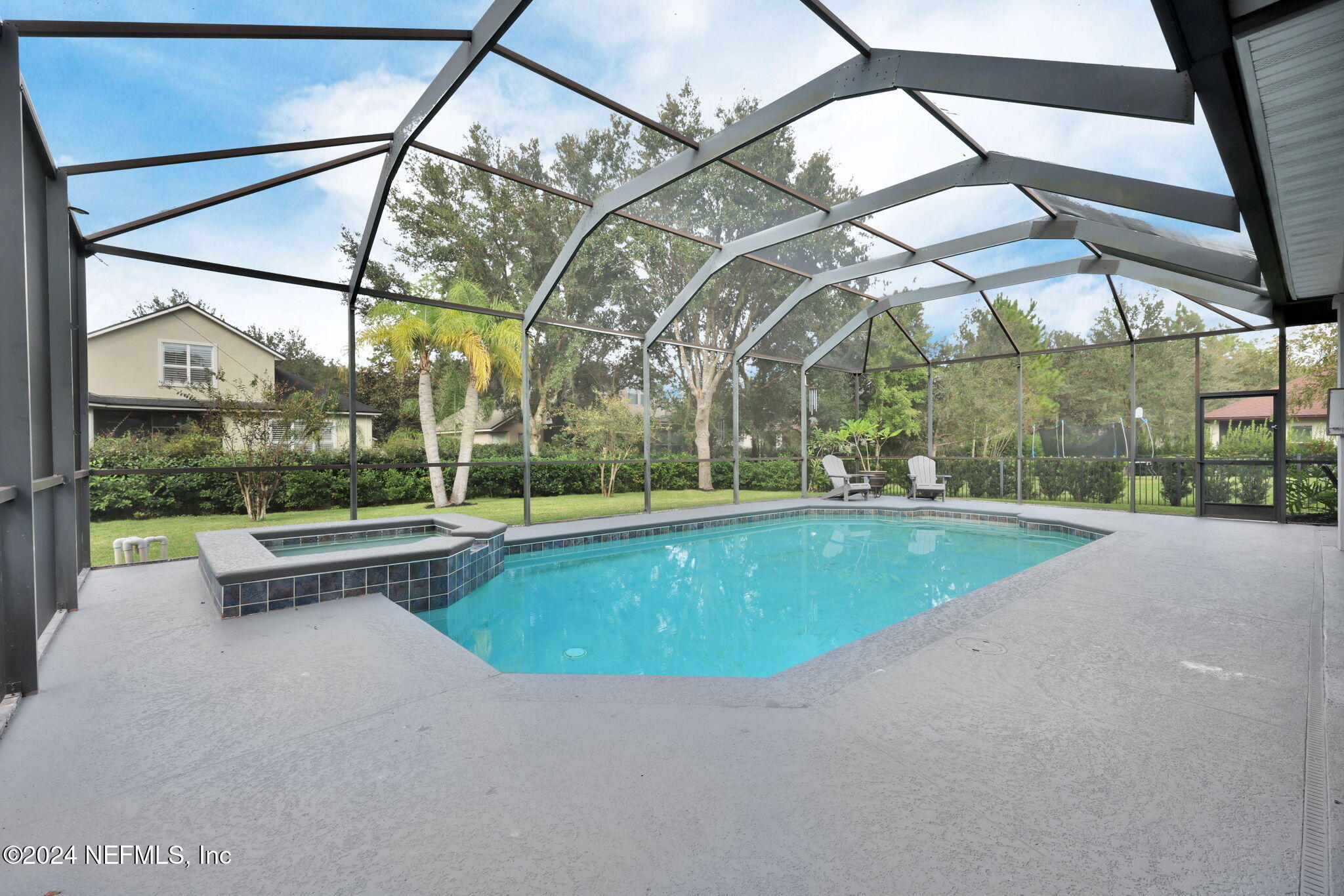 5212 COMFORT Court