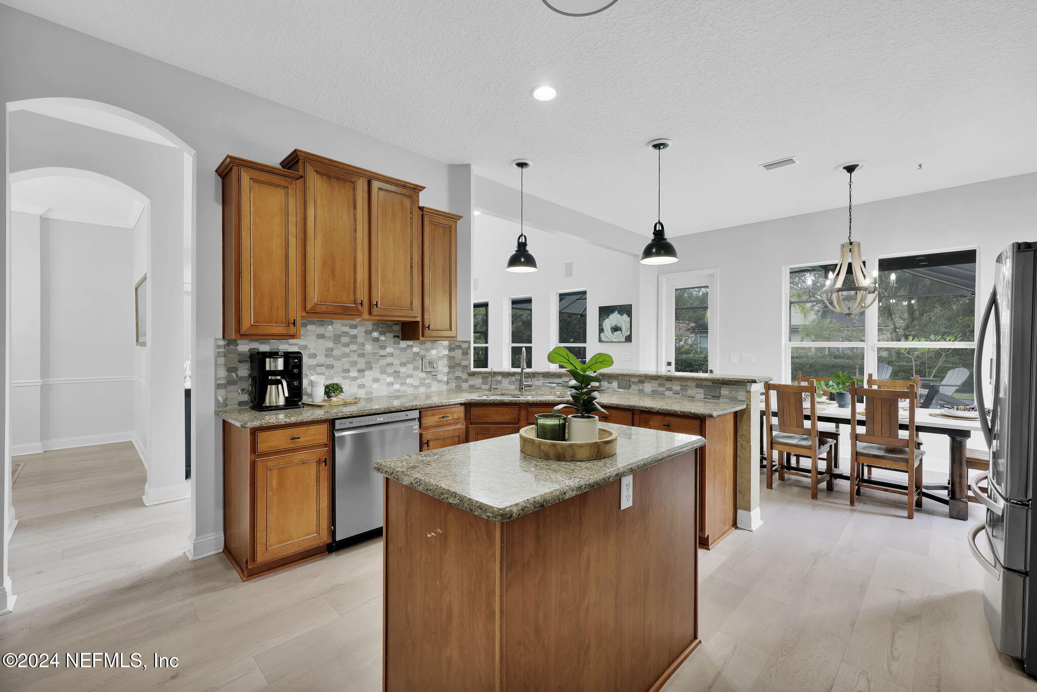 5212 COMFORT Court