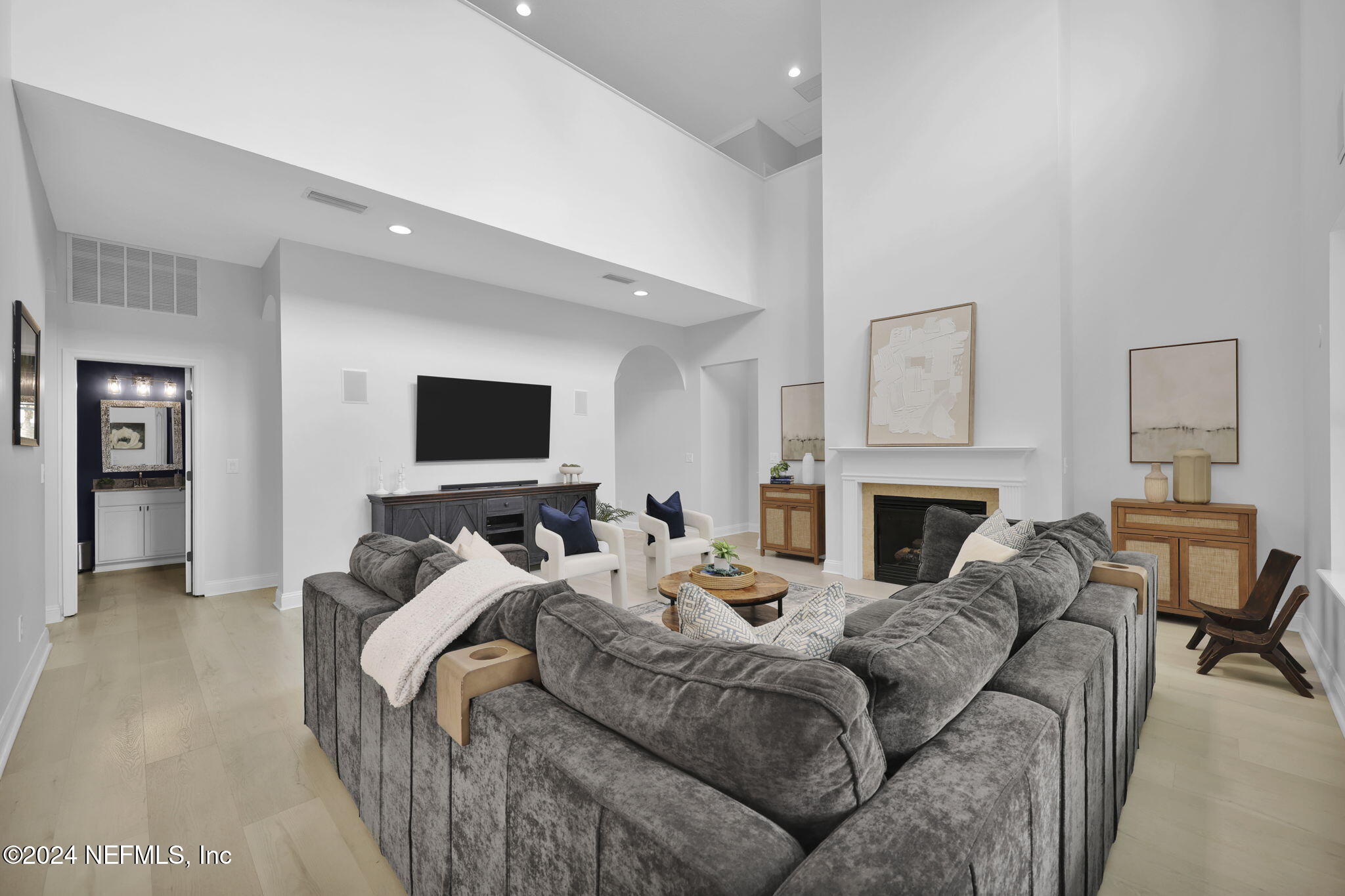 5212 COMFORT Court