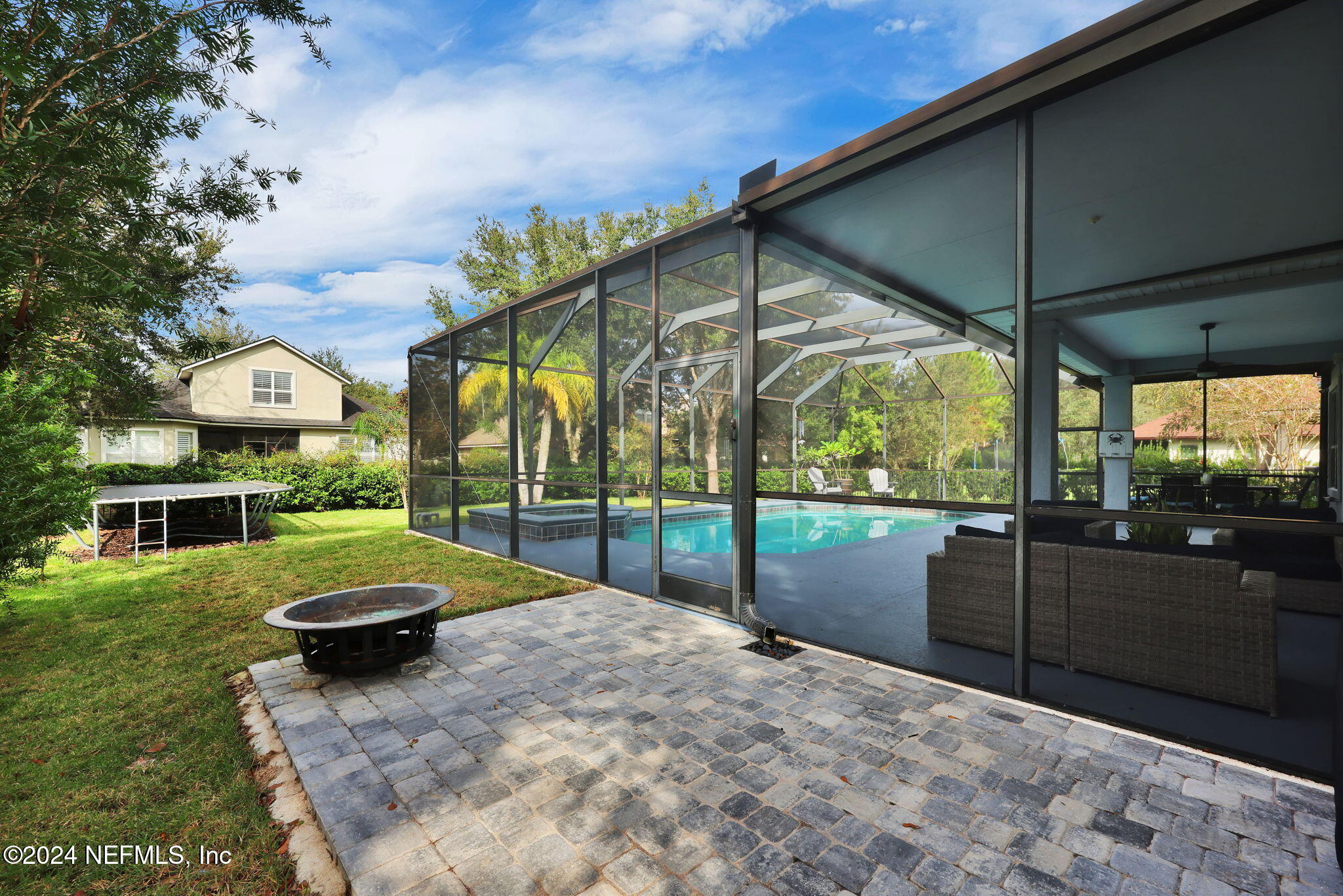 5212 COMFORT Court