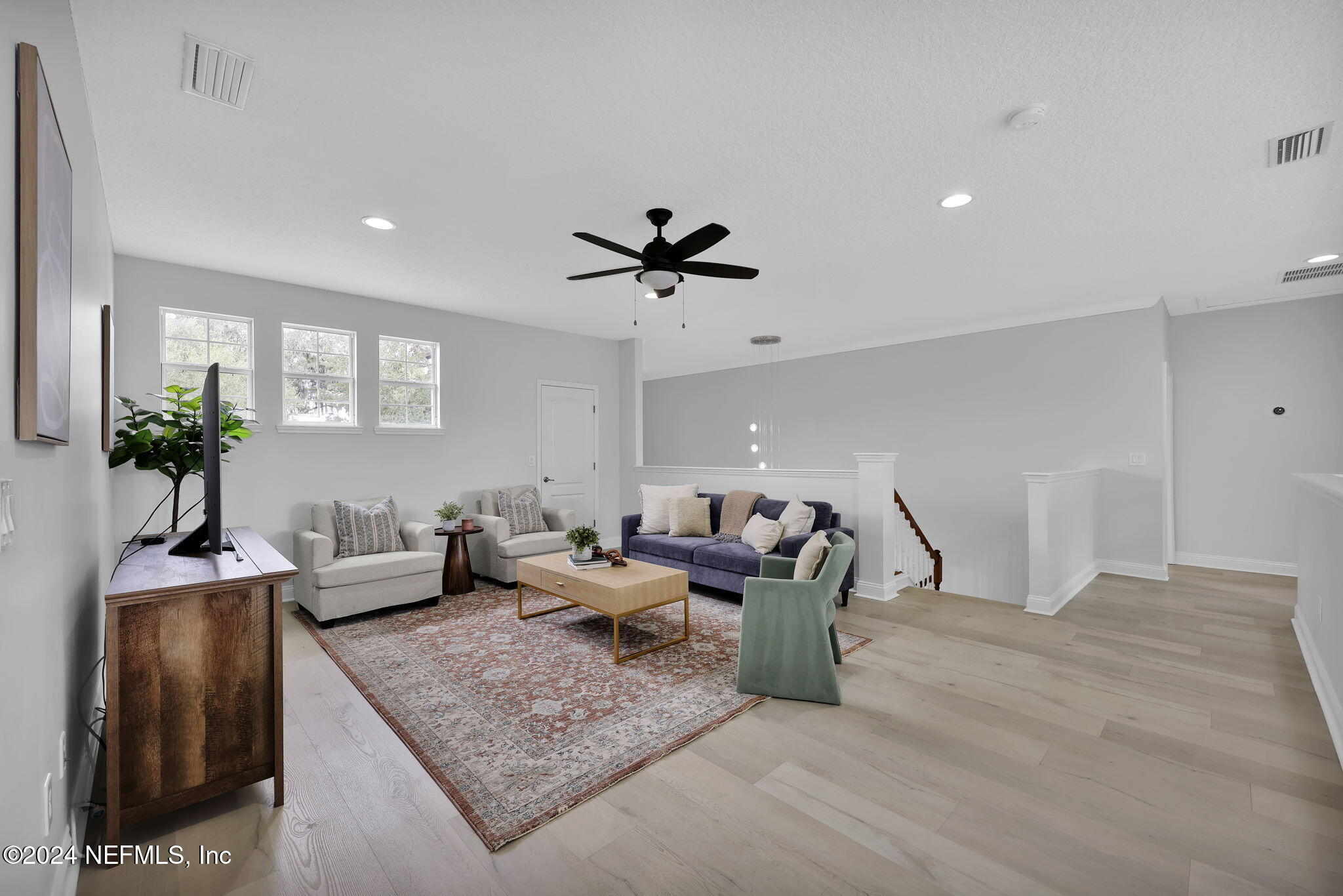 5212 COMFORT Court