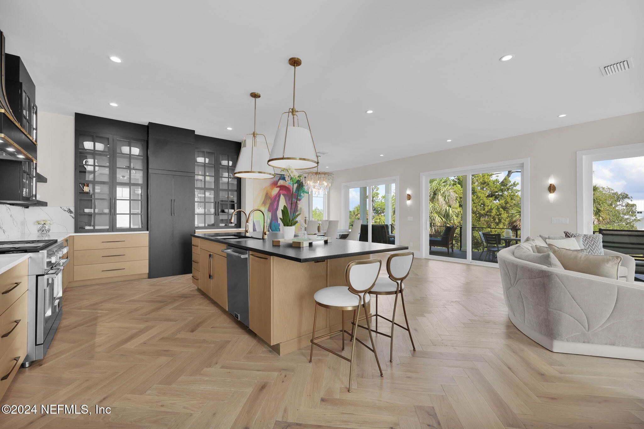 4107 SUNRISE COVE Way