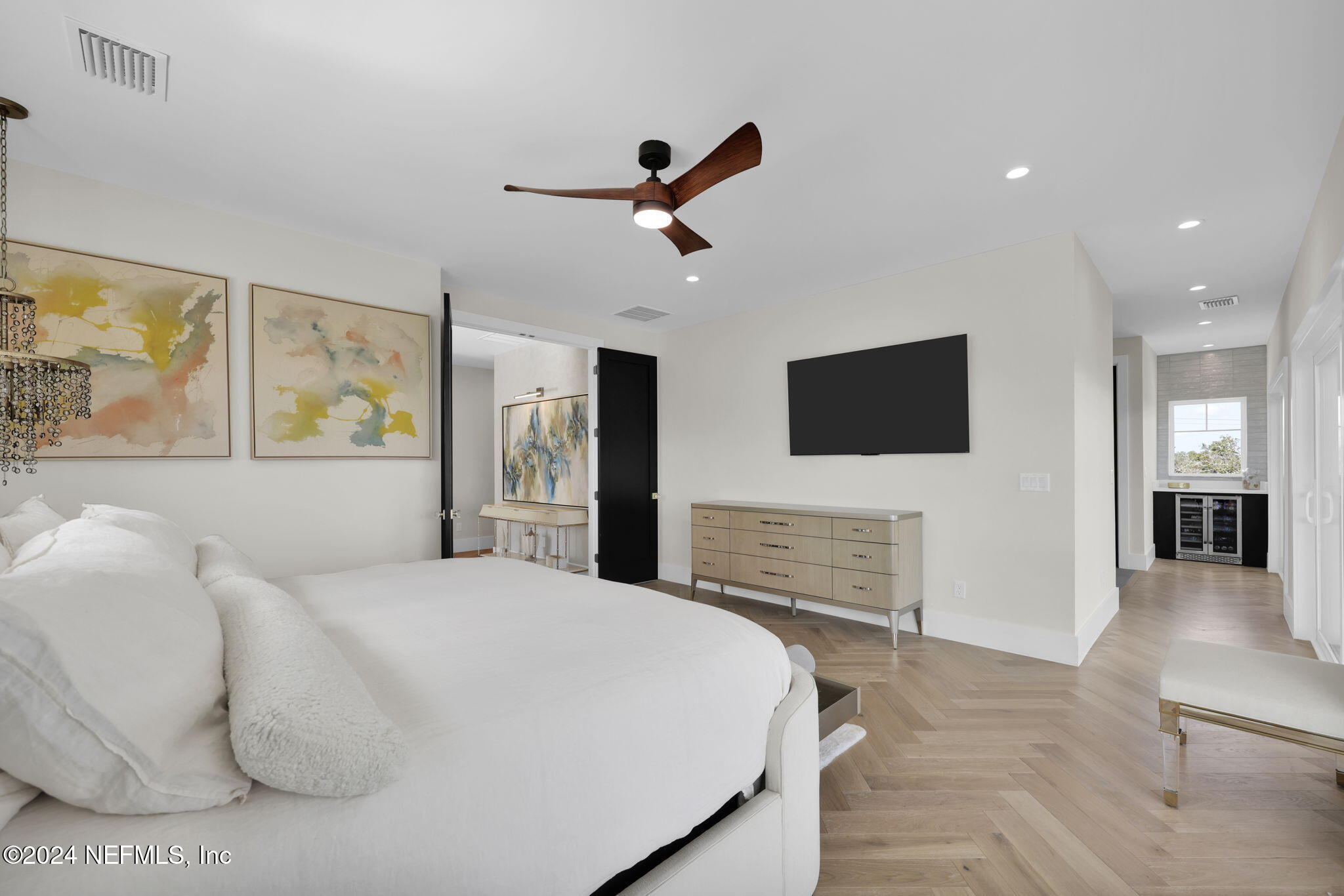 4107 SUNRISE COVE Way