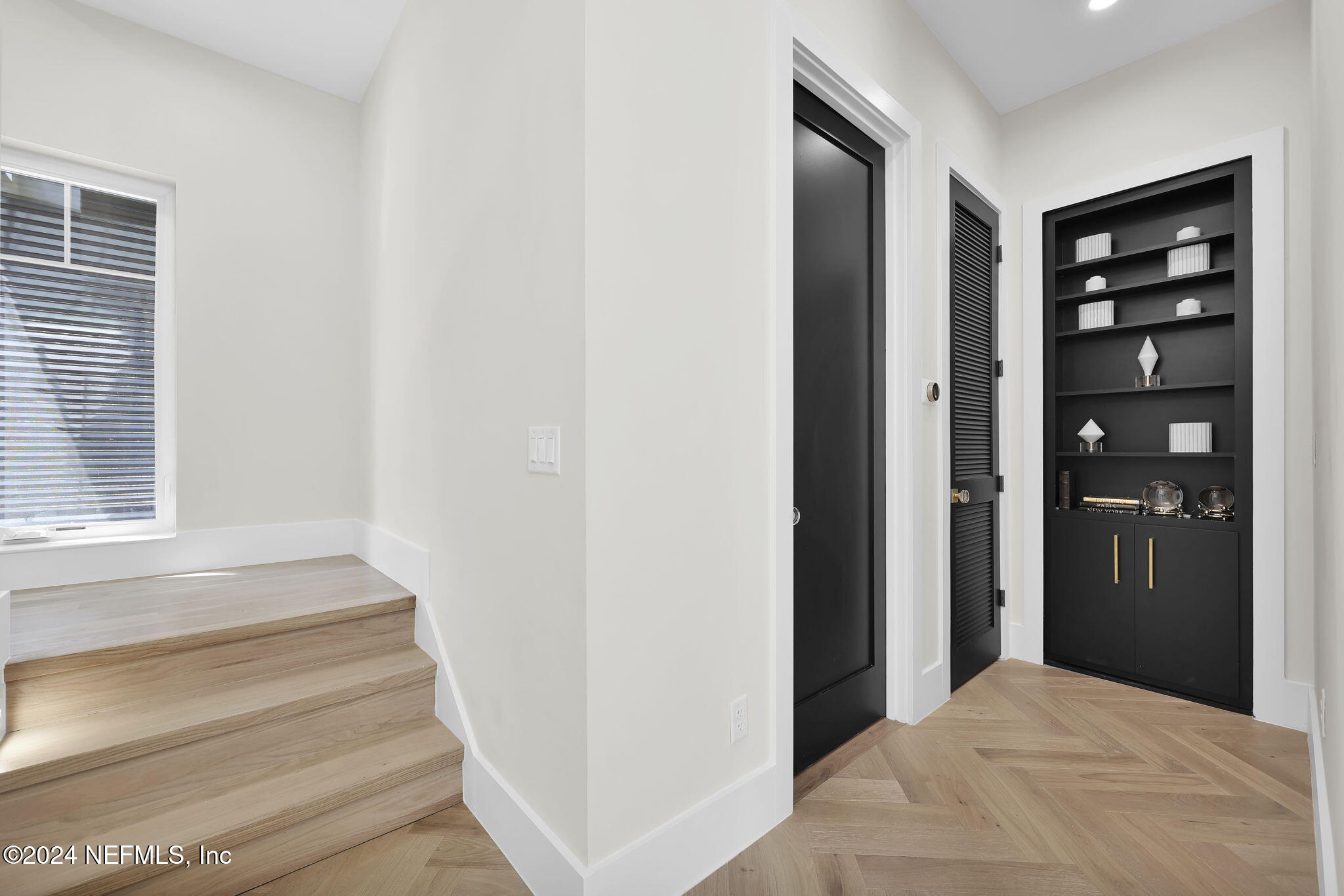 4107 SUNRISE COVE Way