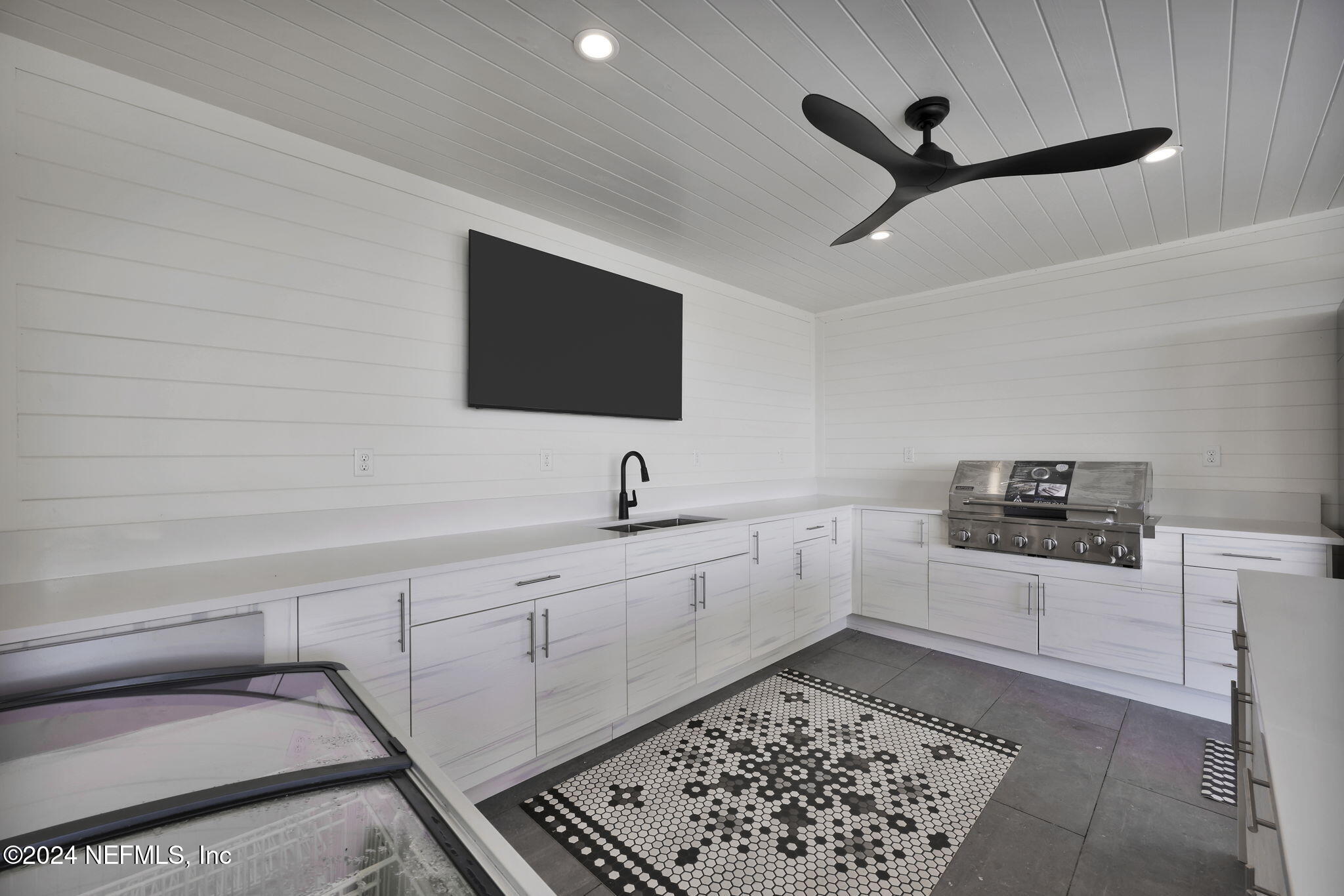 4107 SUNRISE COVE Way