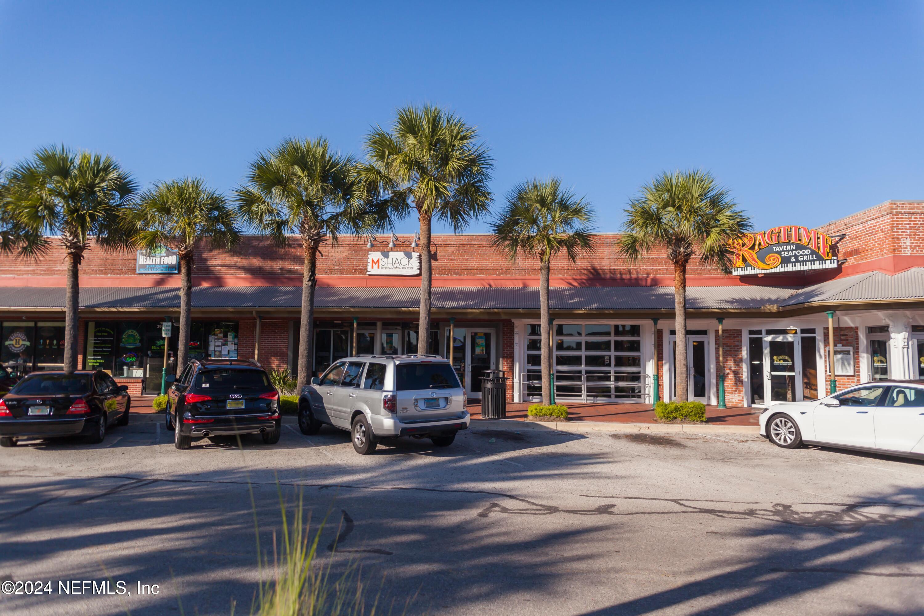 1820 SEVILLA Boulevard, 307