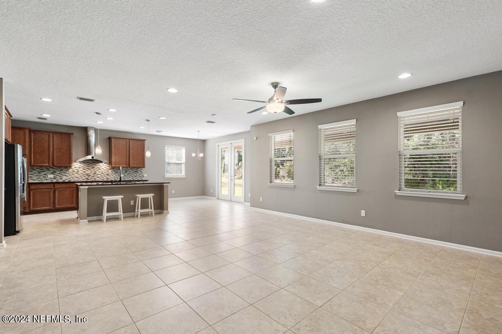 71 ANN SCOTT Drive, St. Johns
